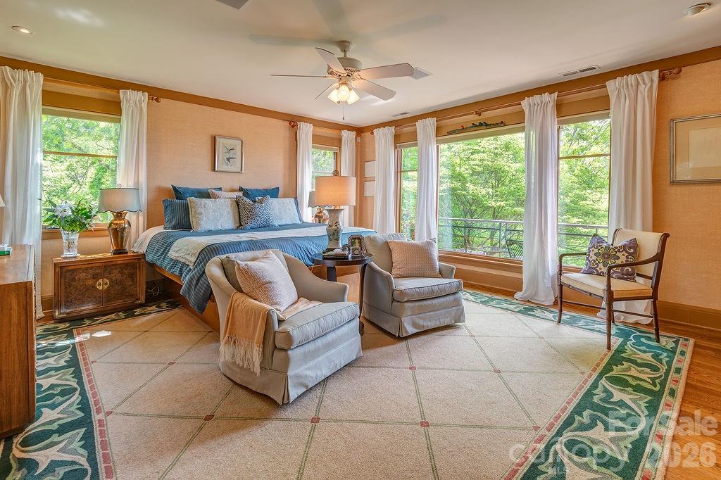 24 Westhaven Drive — Asheville