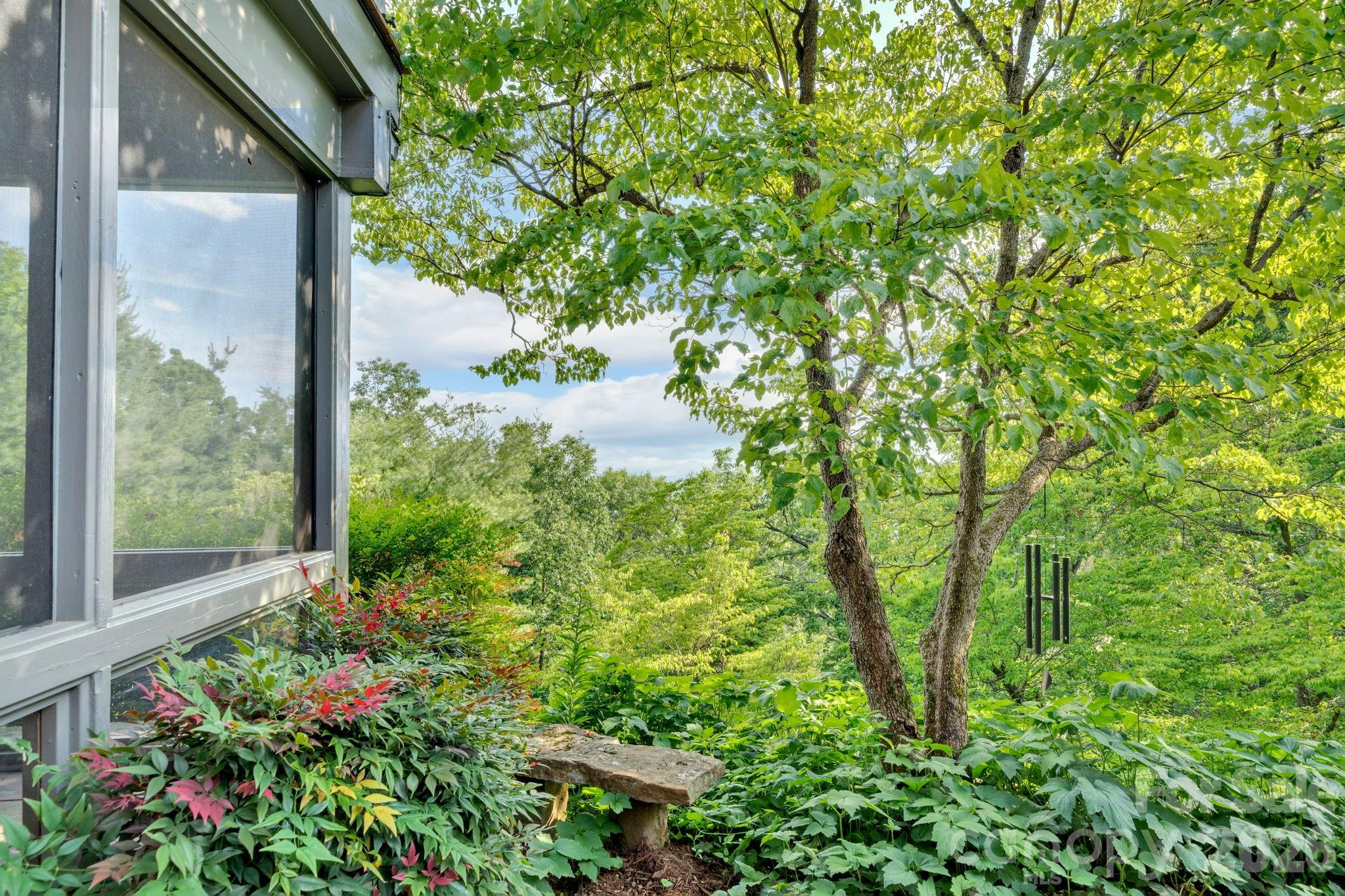 24 Westhaven Drive — Asheville