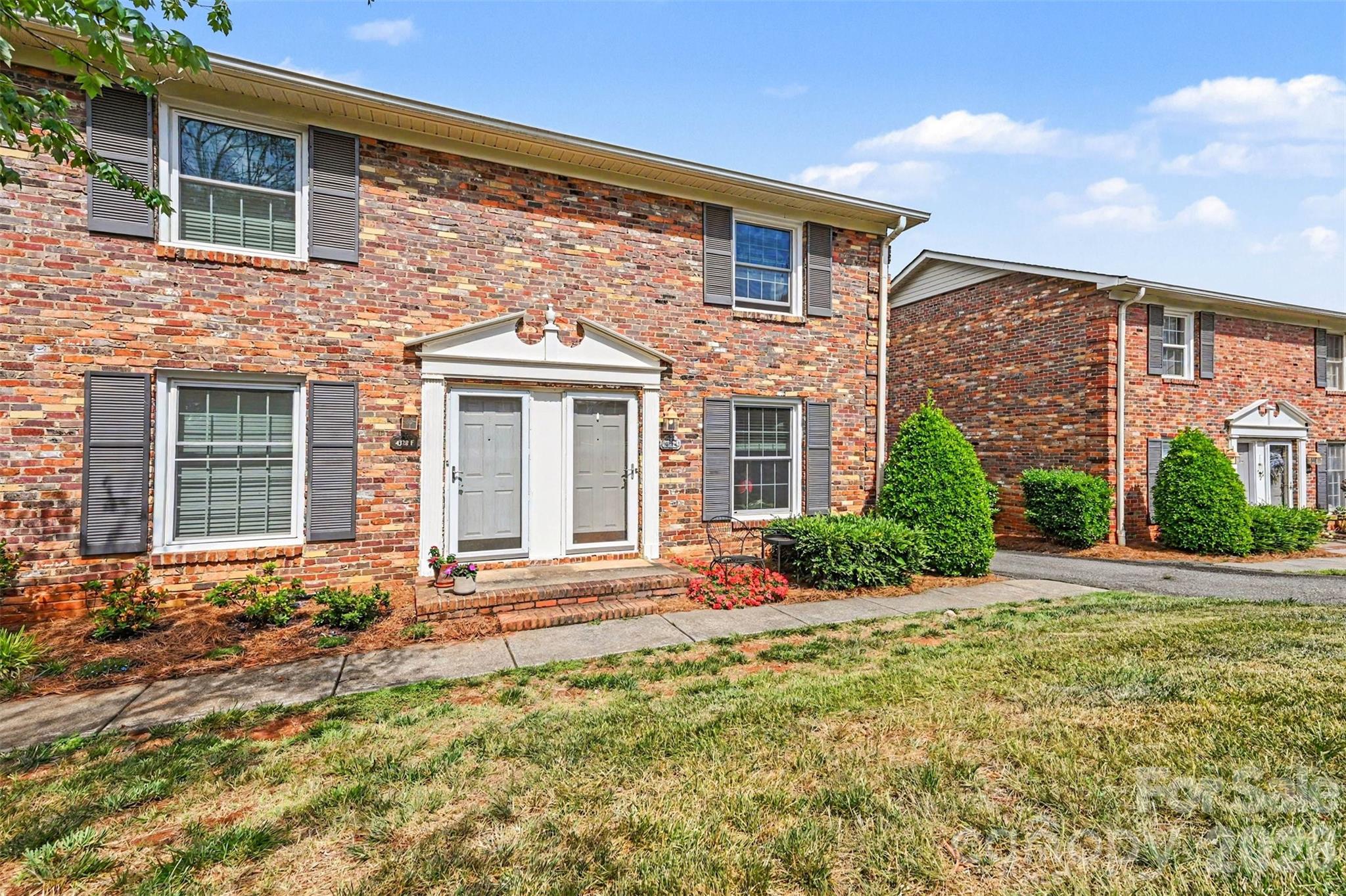 4329 Hathaway Street #G — Charlotte