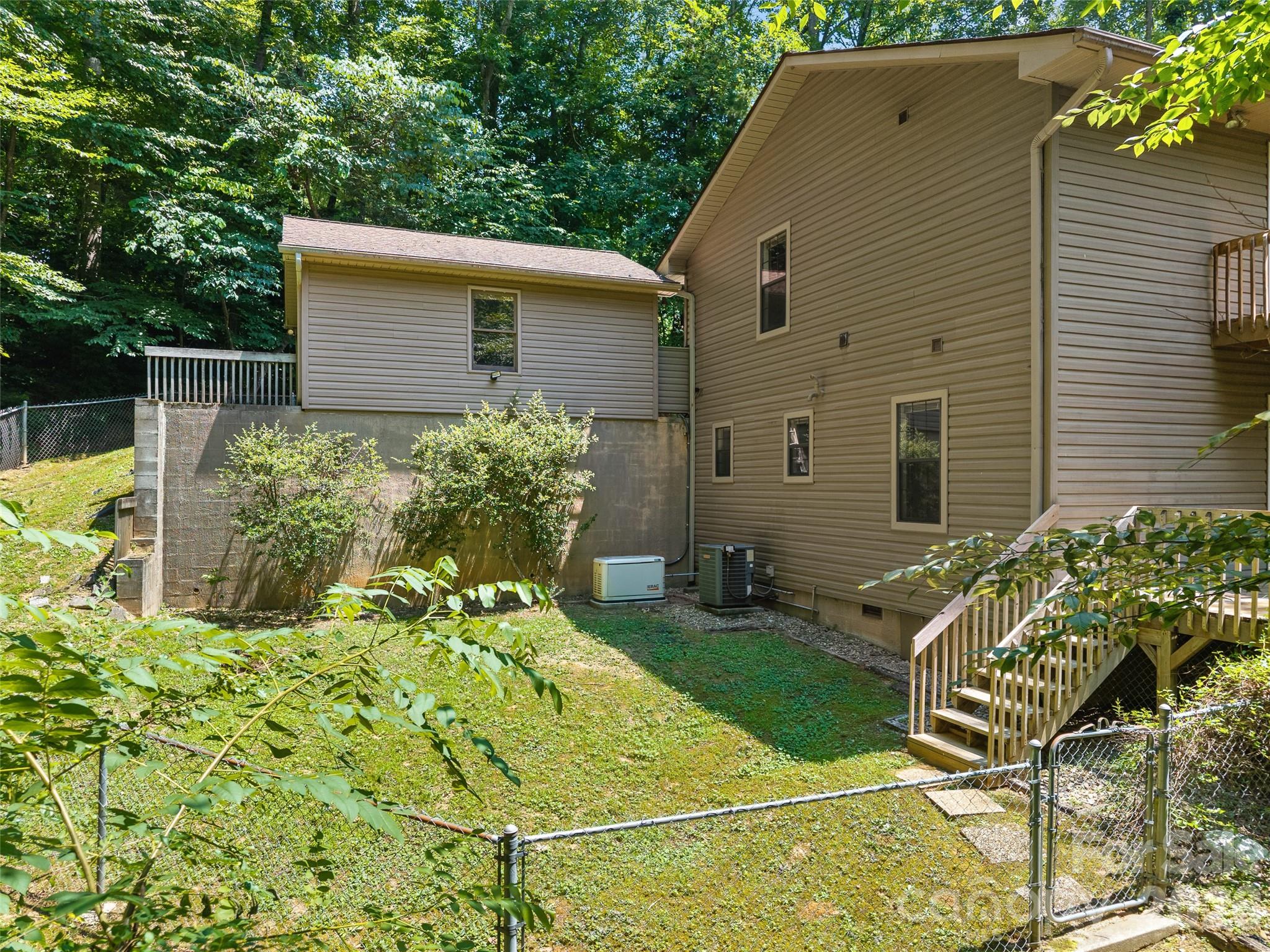 323 Burrell Mountain Road — Brevard
