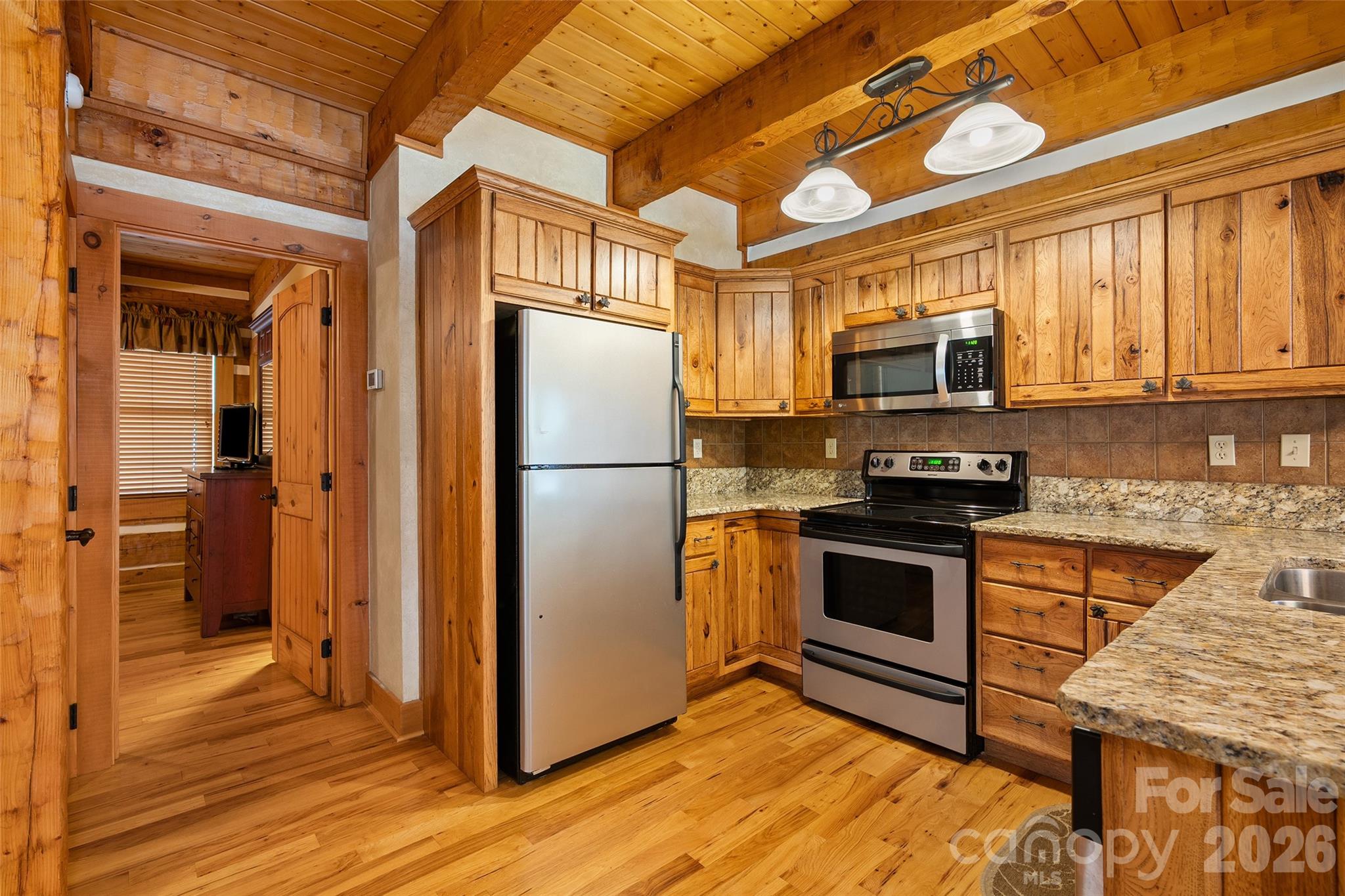 17 Rachels Circle — Maggie Valley