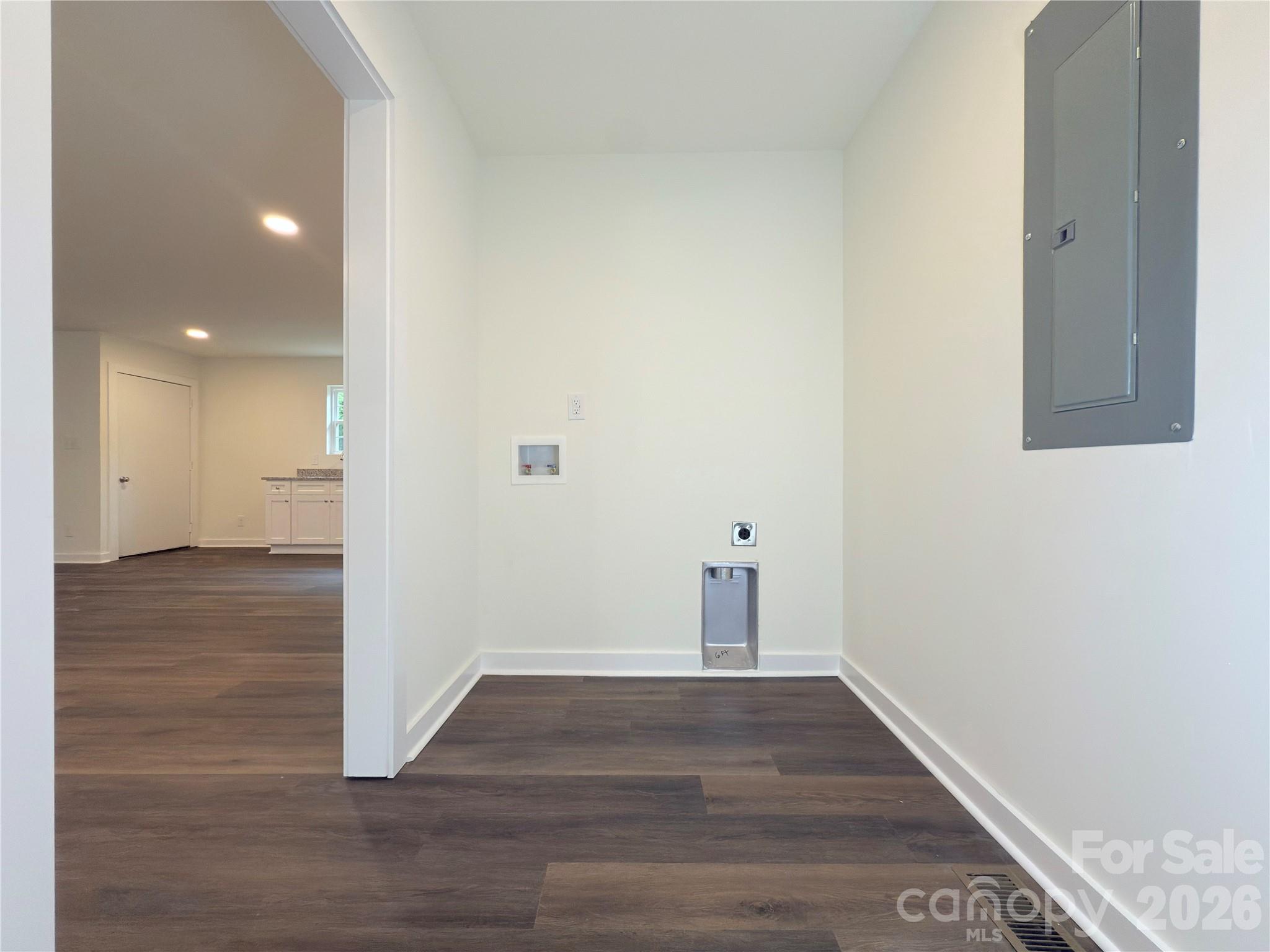 431 Eastover Avenue — Norwood
