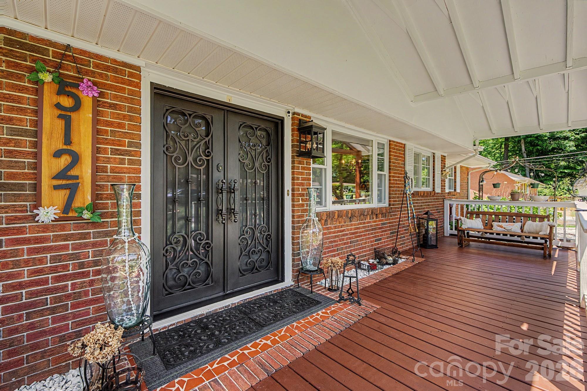 5127 Hoover Drive — Charlotte