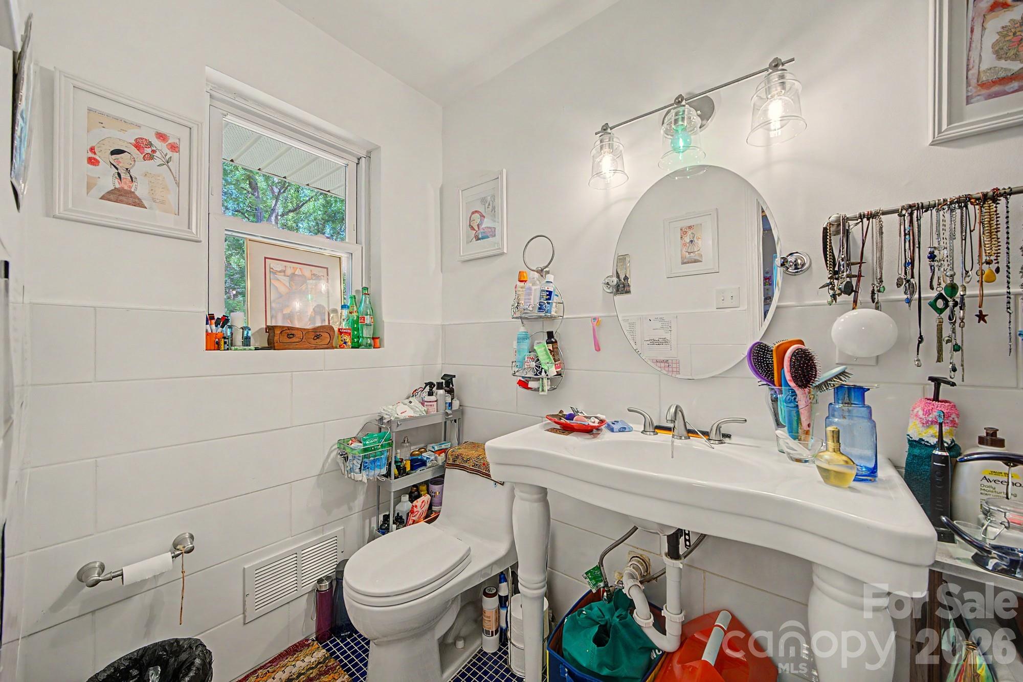5127 Hoover Drive — Charlotte