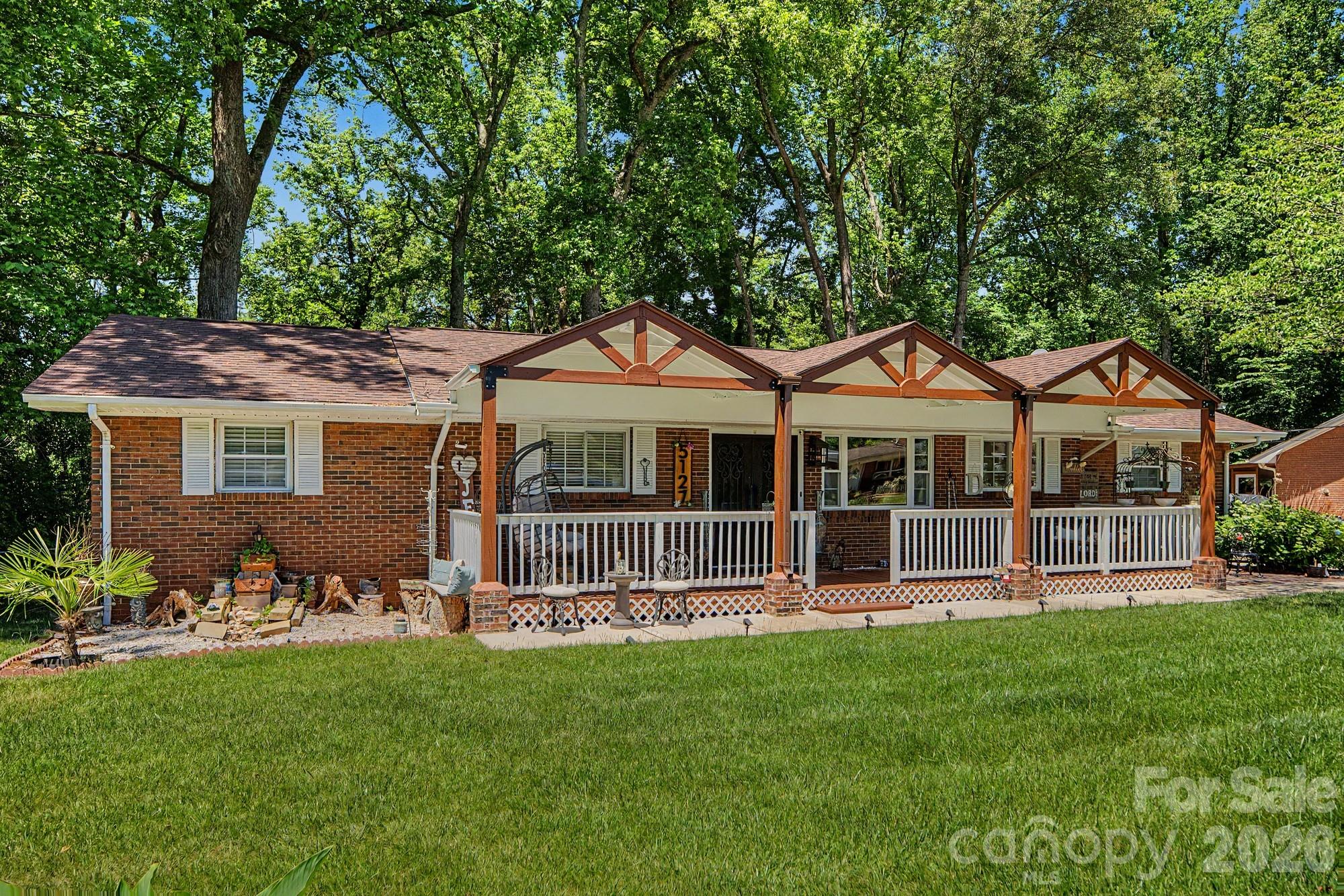 5127 Hoover Drive — Charlotte