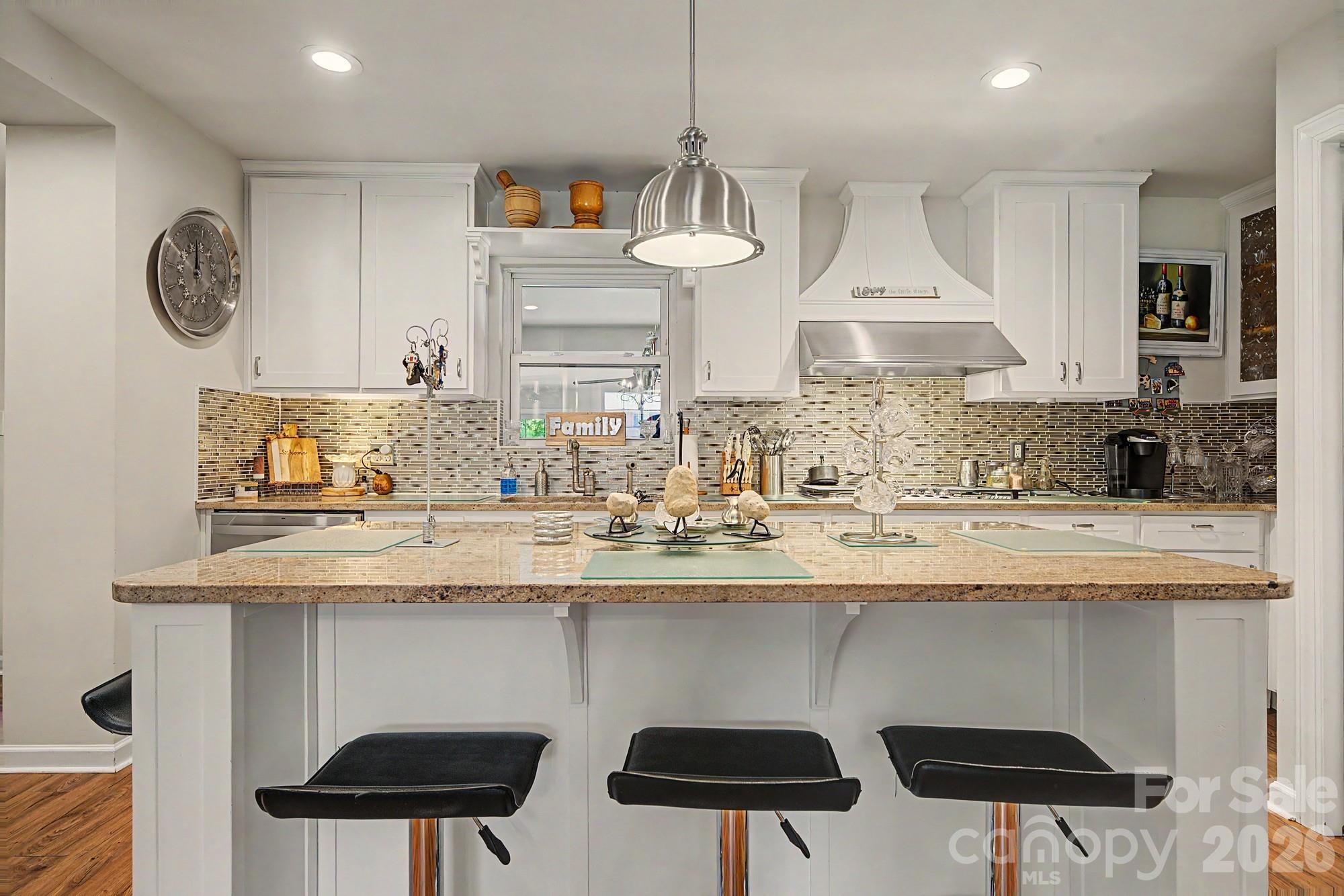5127 Hoover Drive — Charlotte