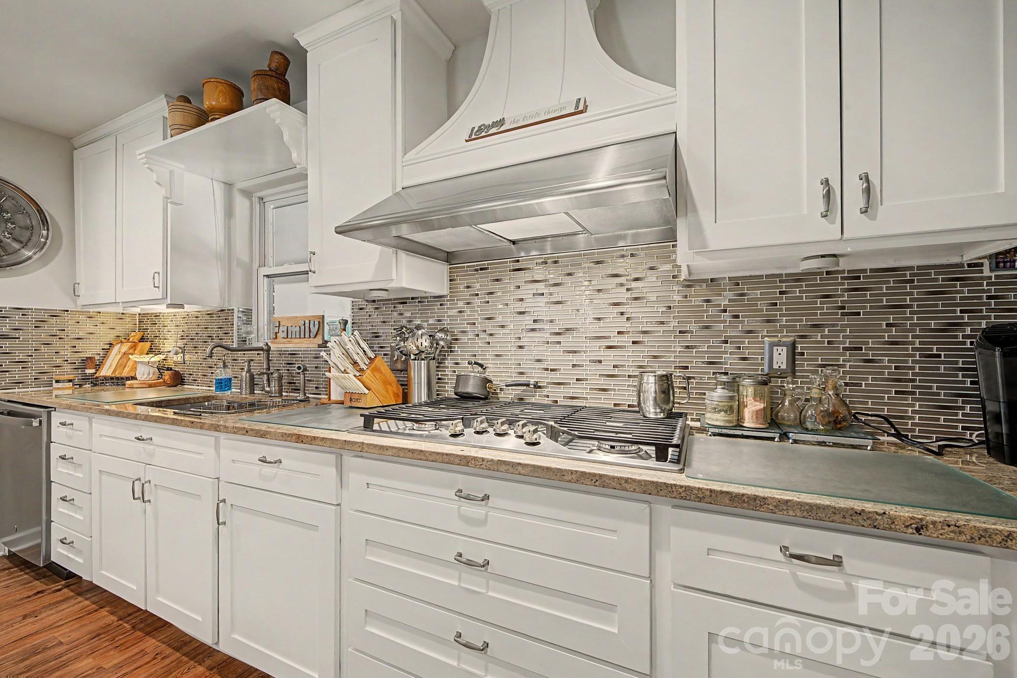 5127 Hoover Drive — Charlotte