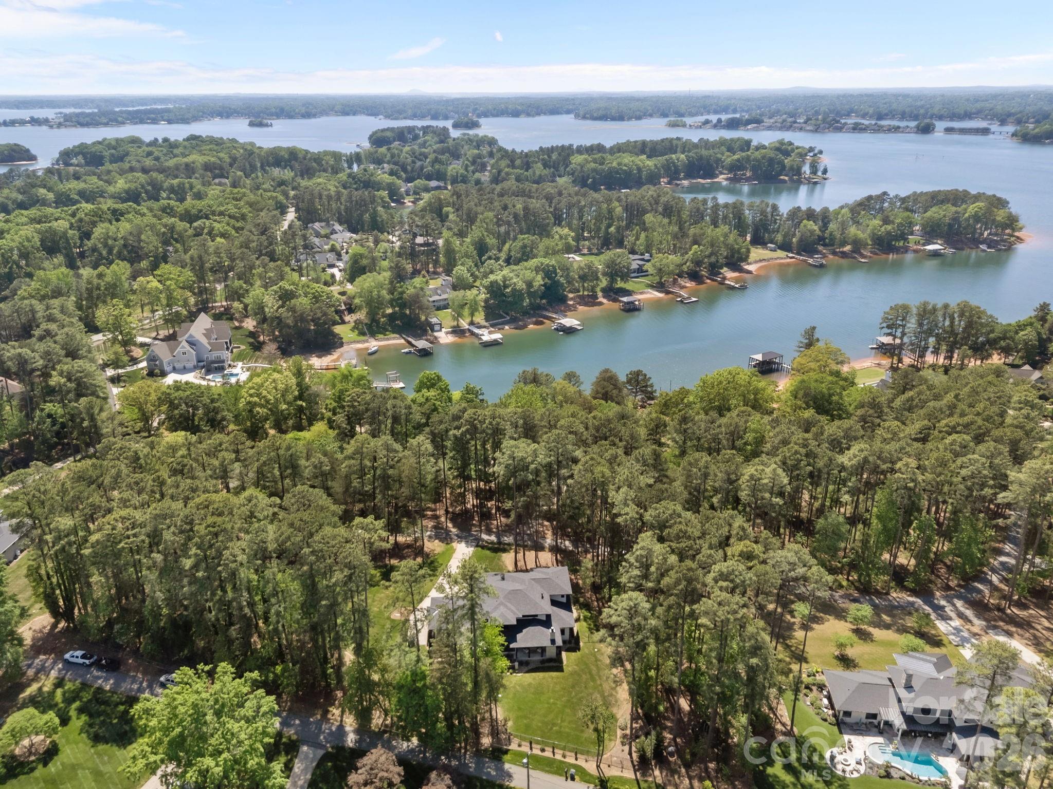 132 Binns Road — Mooresville