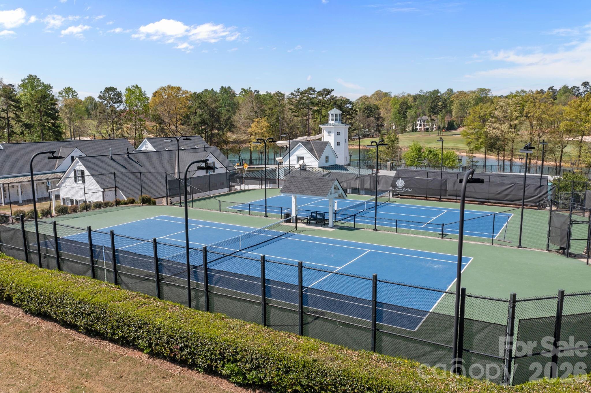 132 Binns Road — Mooresville