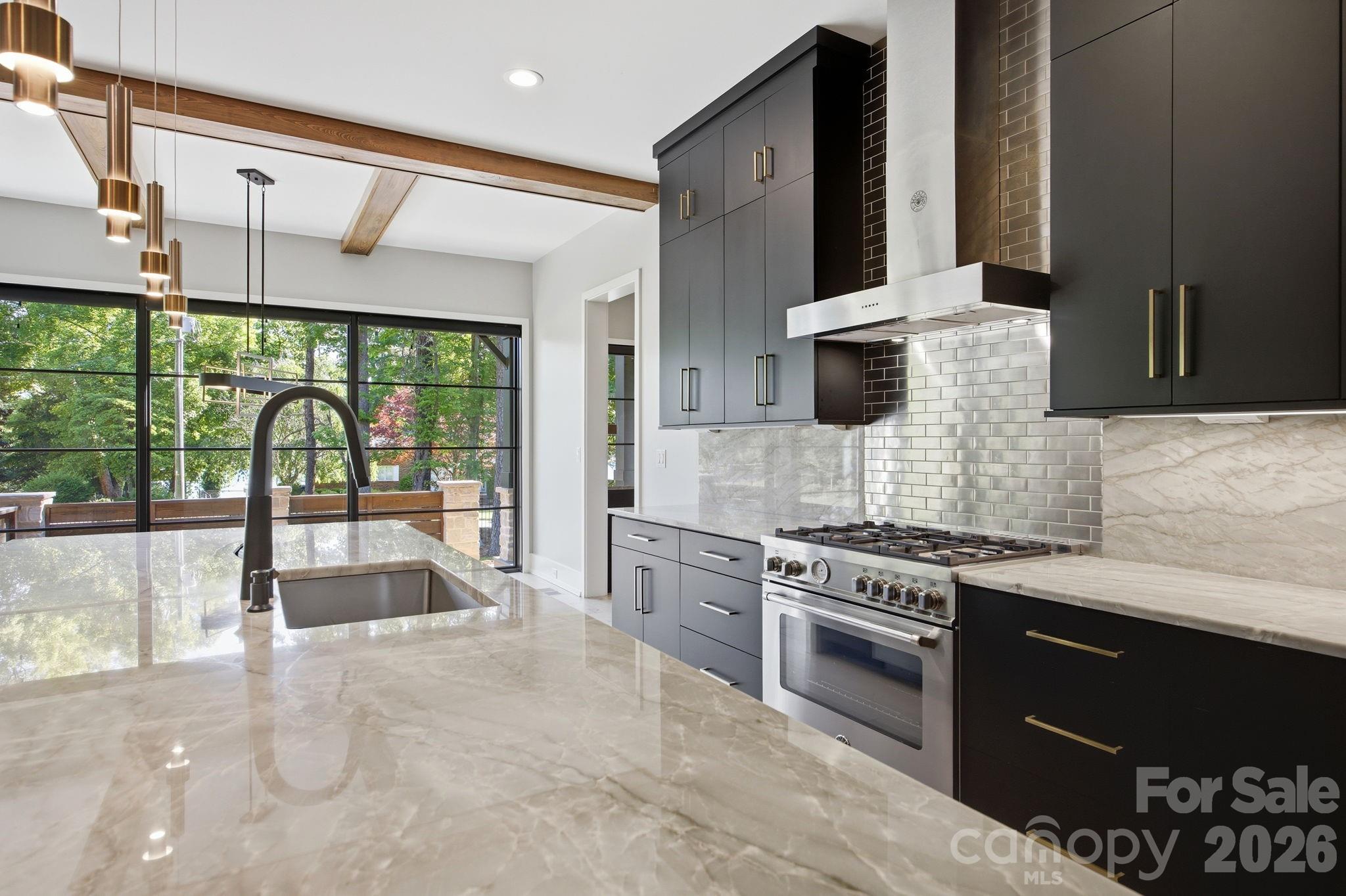 132 Binns Road — Mooresville