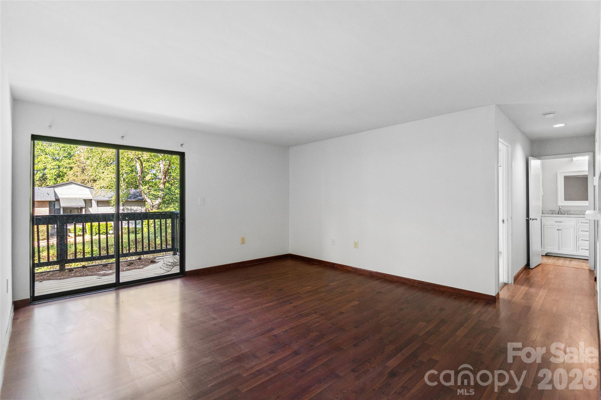 5016 Sardis Road #C — Charlotte