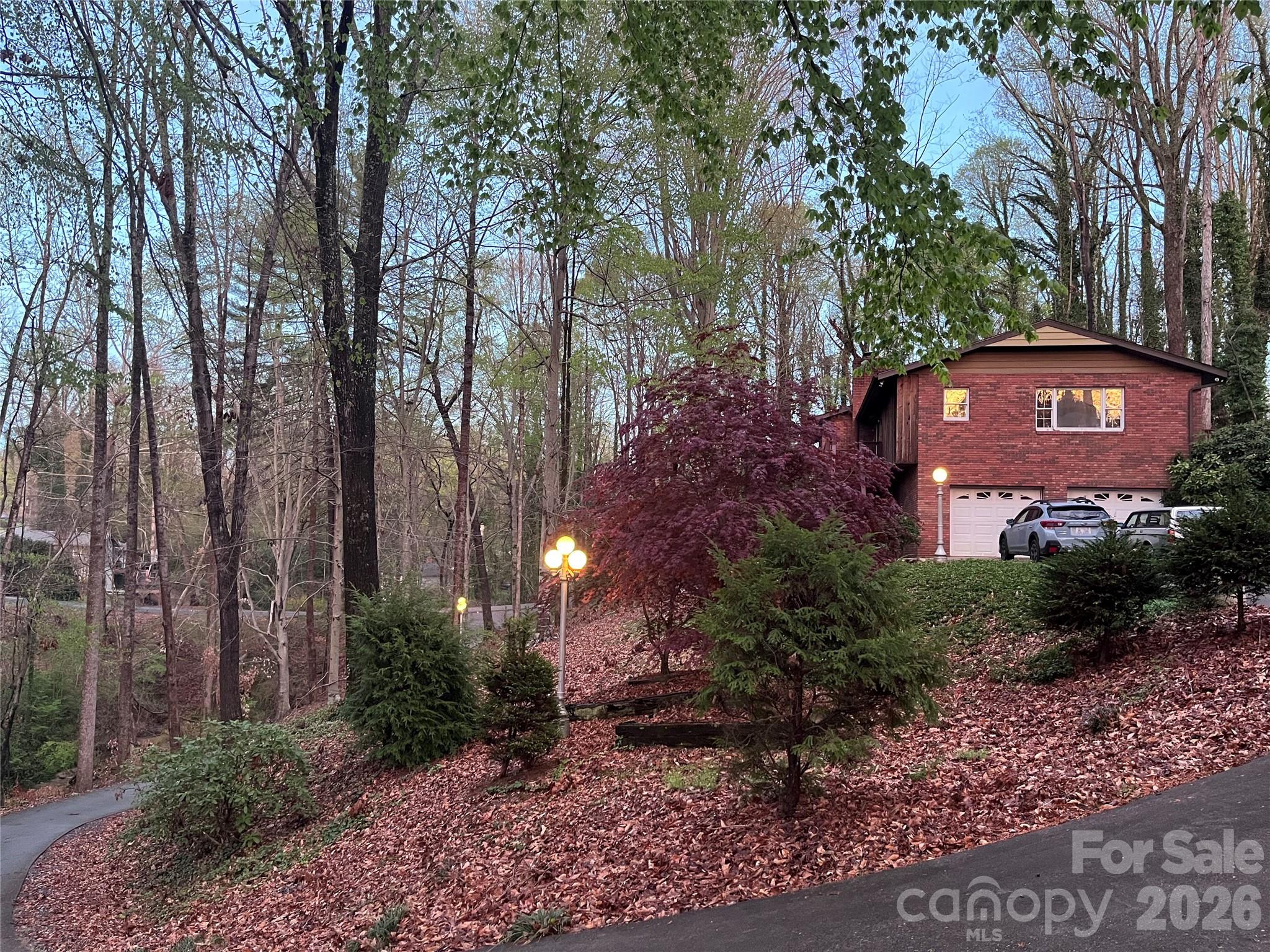 231 Davis Drive — Morganton