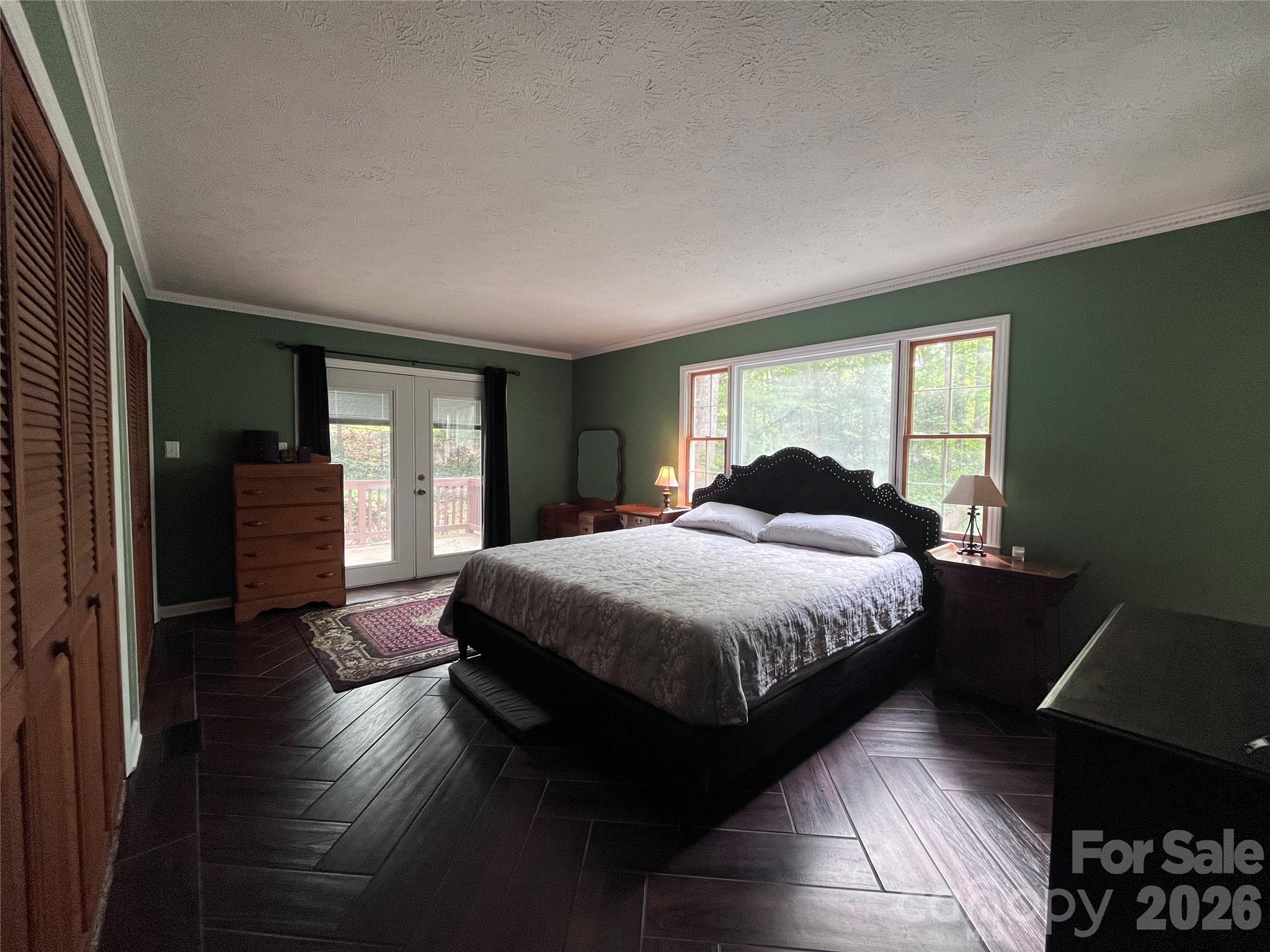 231 Davis Drive — Morganton