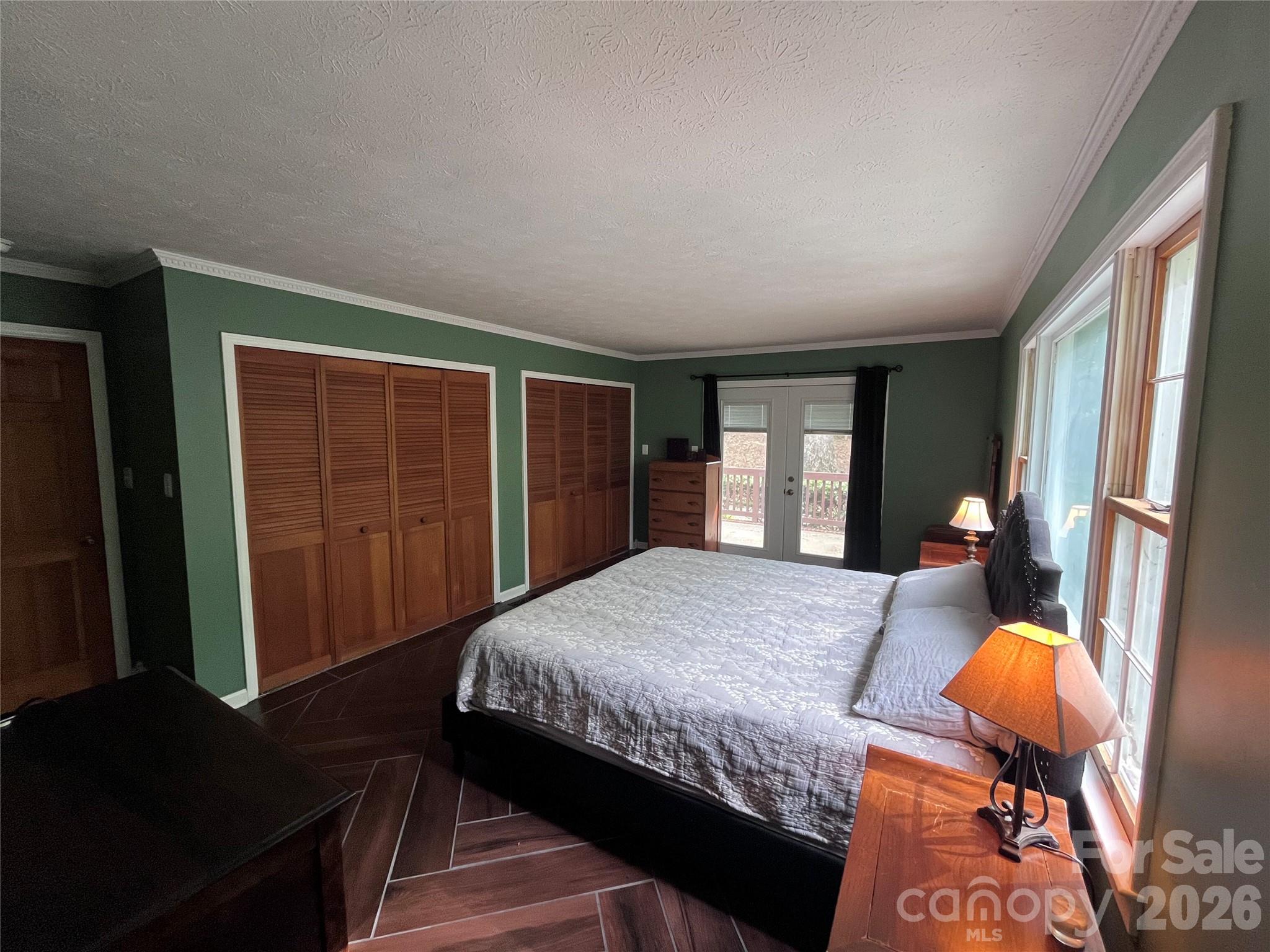 231 Davis Drive — Morganton