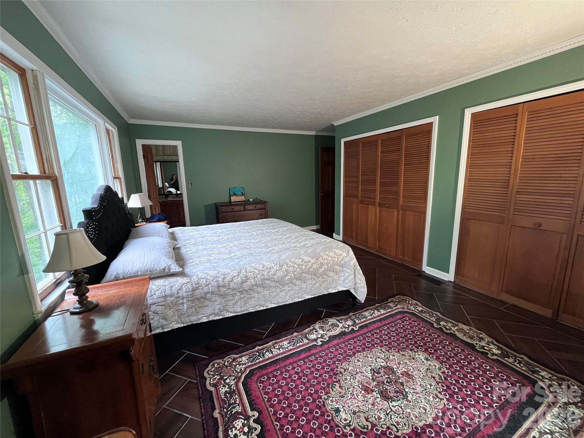 231 Davis Drive — Morganton