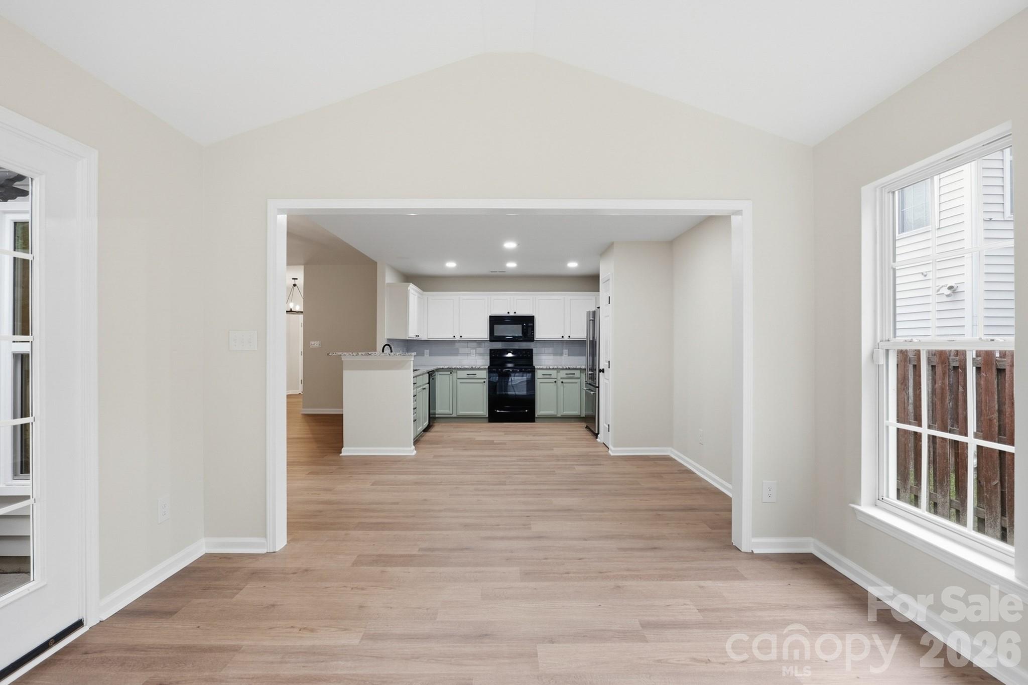 5123 Sunburst Lane — Charlotte