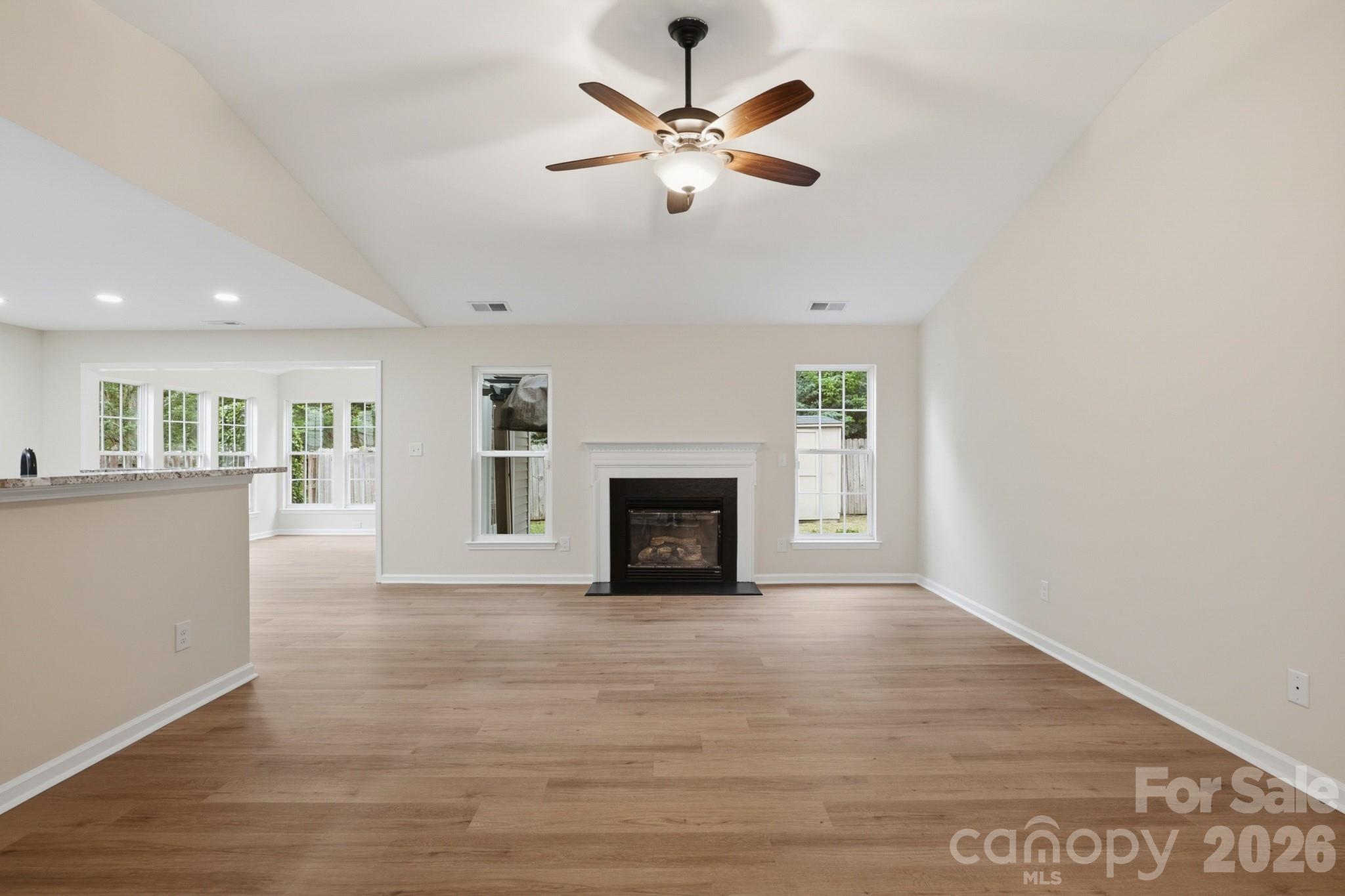 5123 Sunburst Lane — Charlotte
