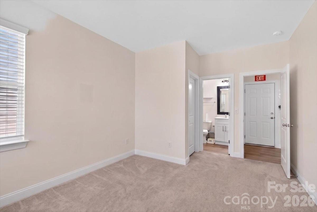109 W Heart Pine Lane — Statesville