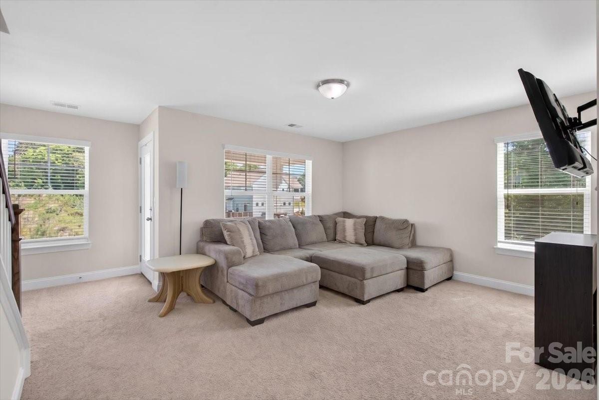 109 W Heart Pine Lane — Statesville