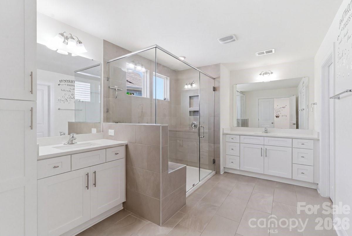 109 W Heart Pine Lane — Statesville