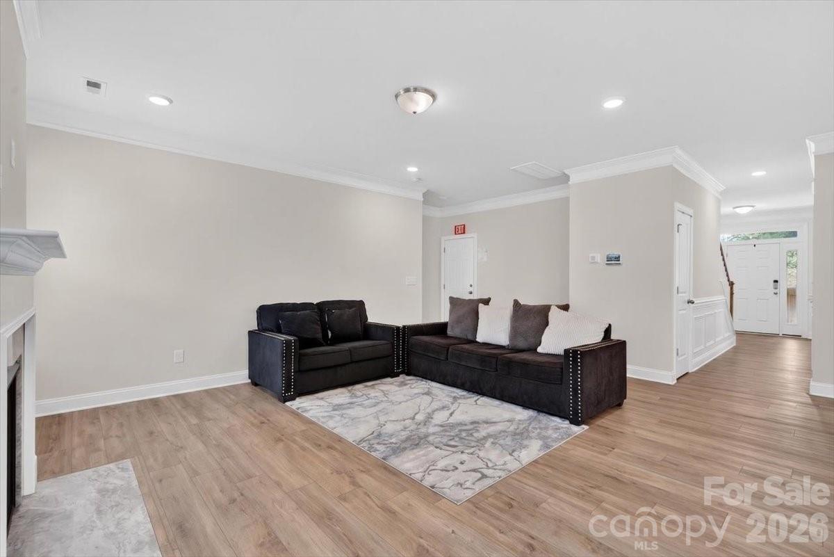 109 W Heart Pine Lane — Statesville