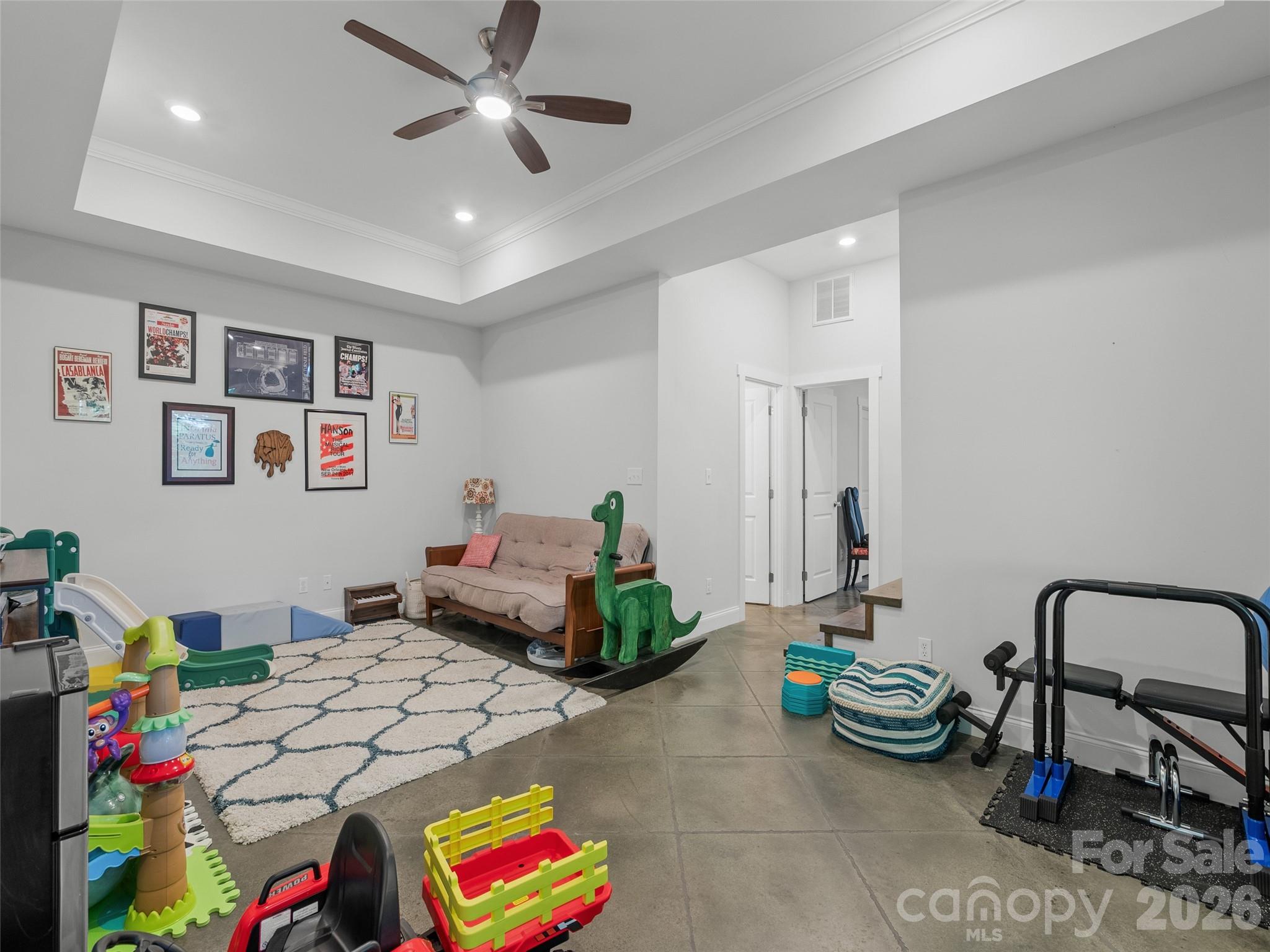 100 Hibriten Drive — Asheville