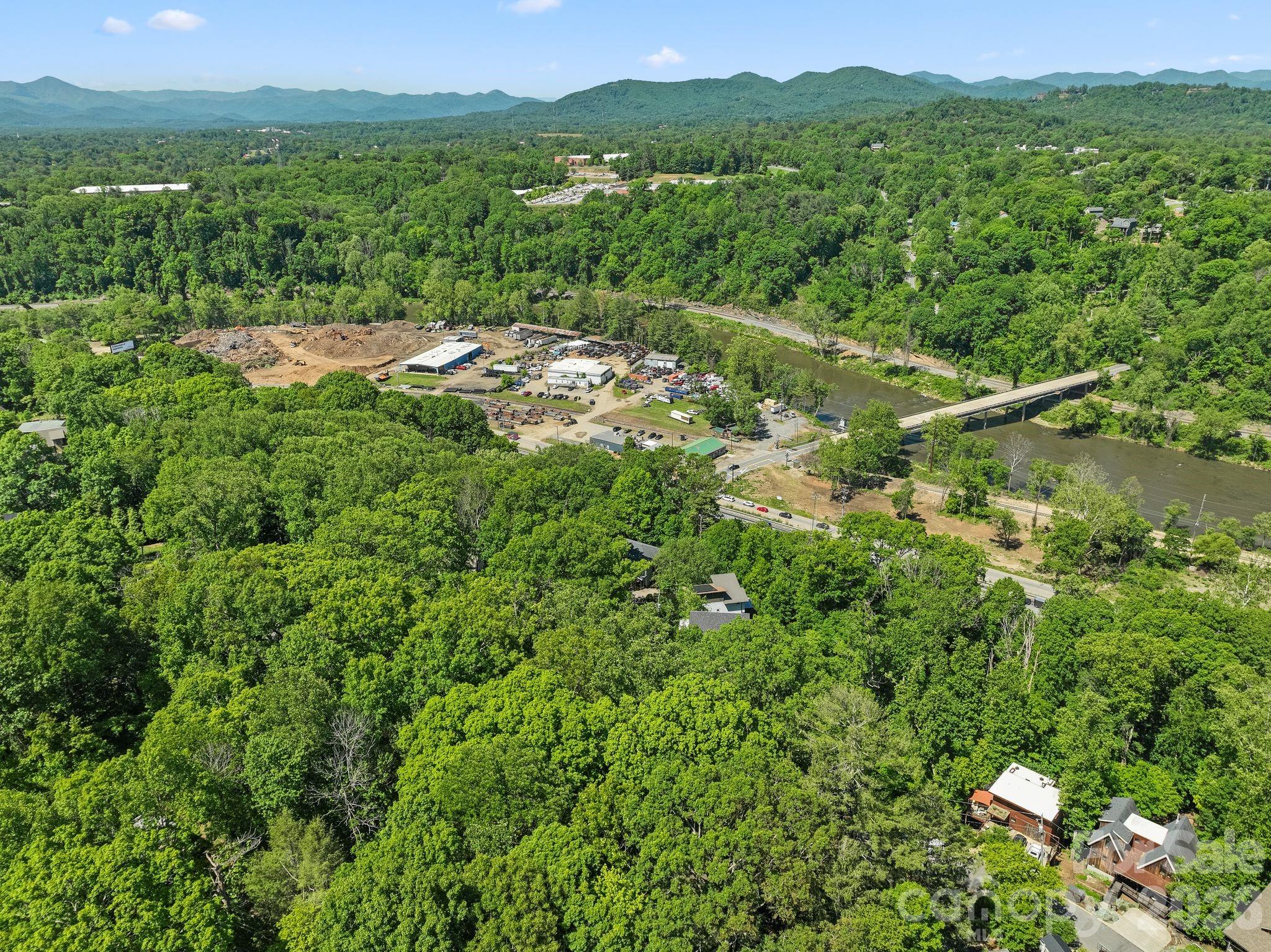 100 Hibriten Drive — Asheville