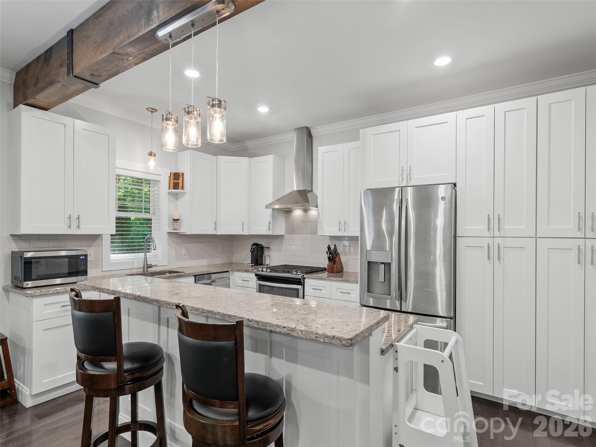 100 Hibriten Drive — Asheville