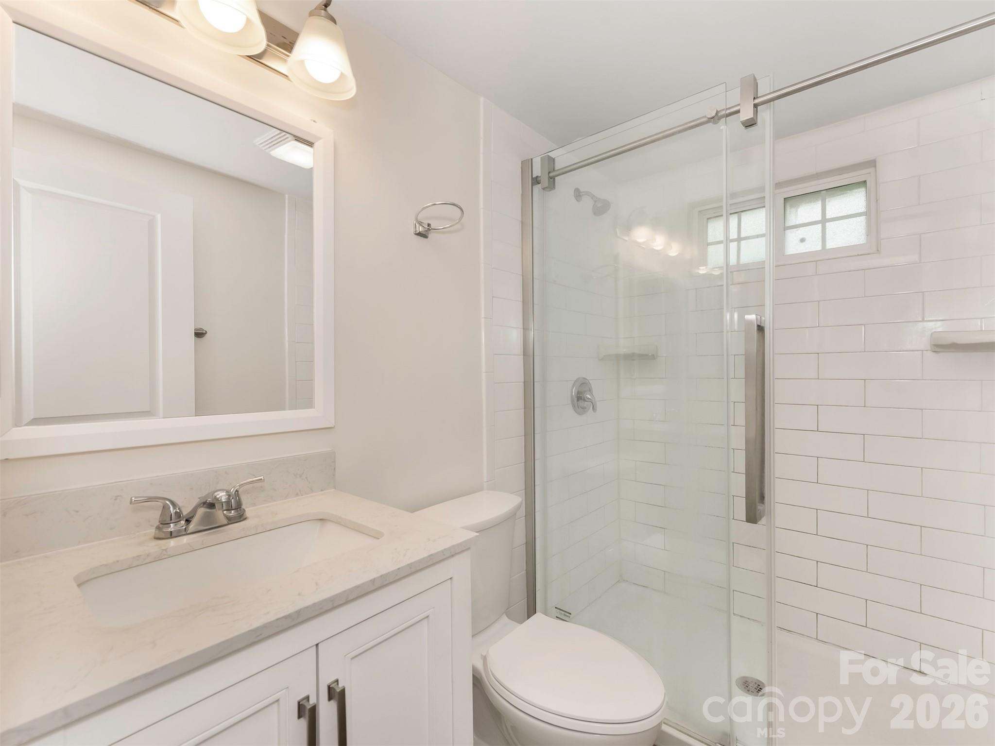 1016 Underwood Road — Matthews