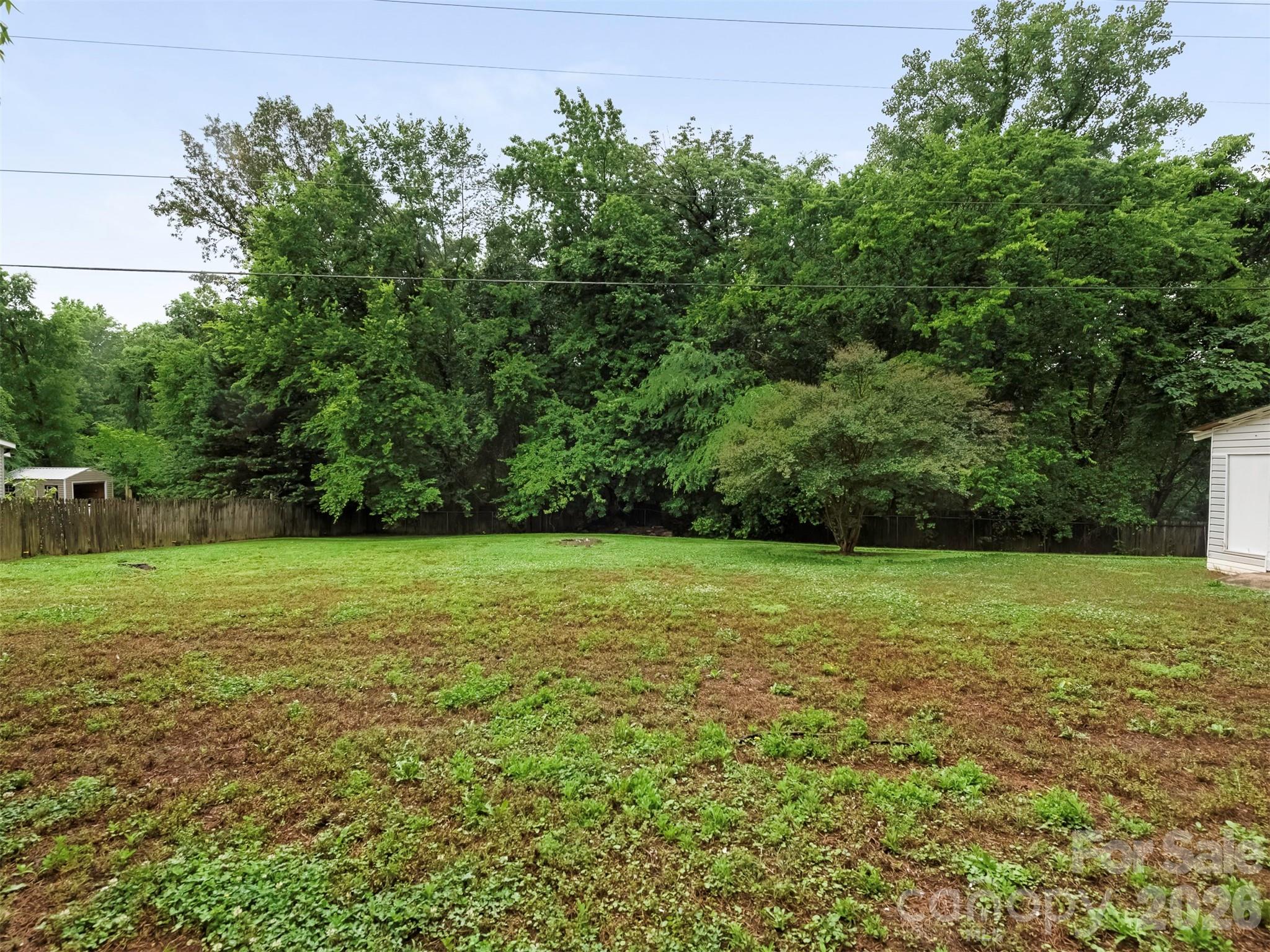 1016 Underwood Road — Matthews