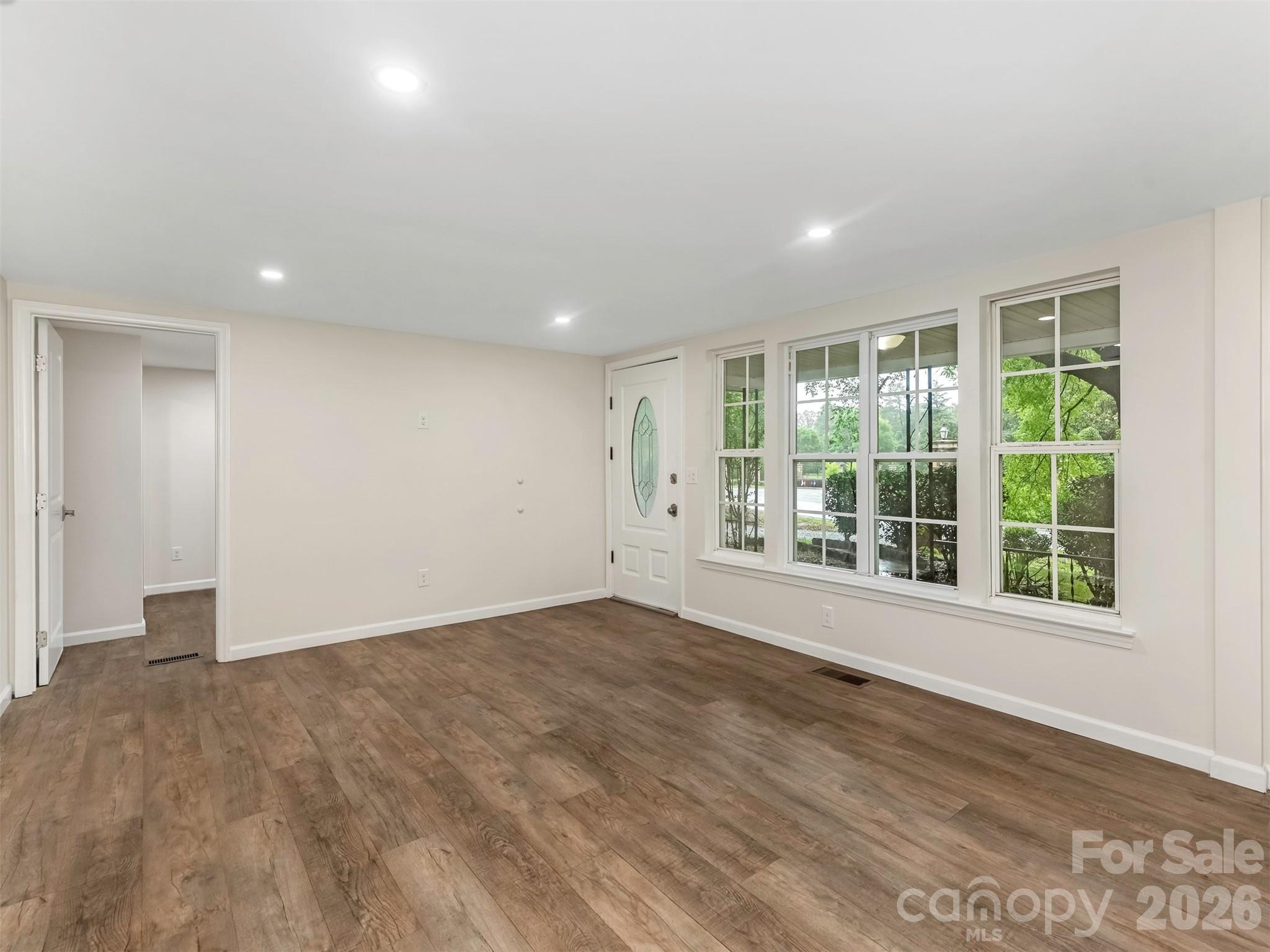 1016 Underwood Road — Matthews