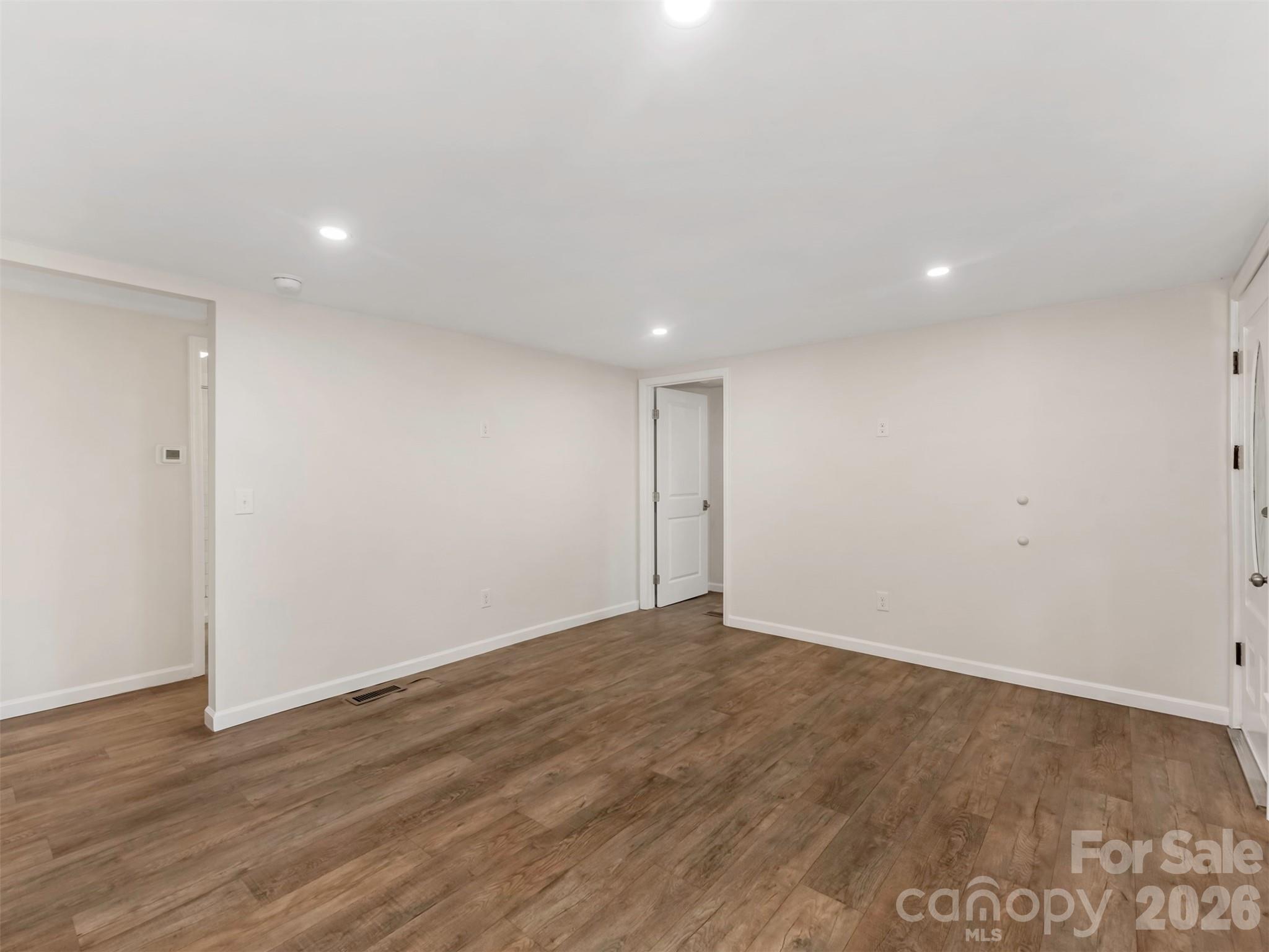1016 Underwood Road — Matthews