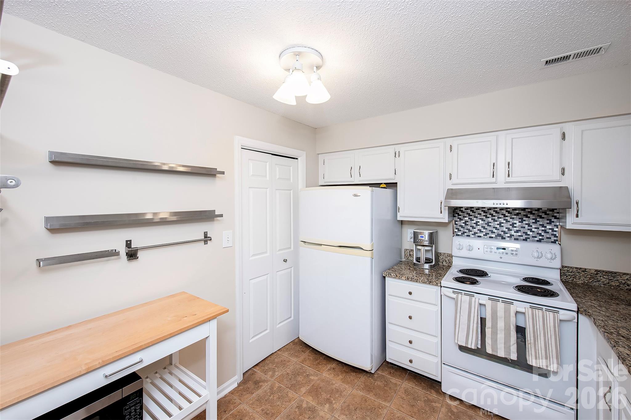 6500 Clavell Lane — Charlotte
