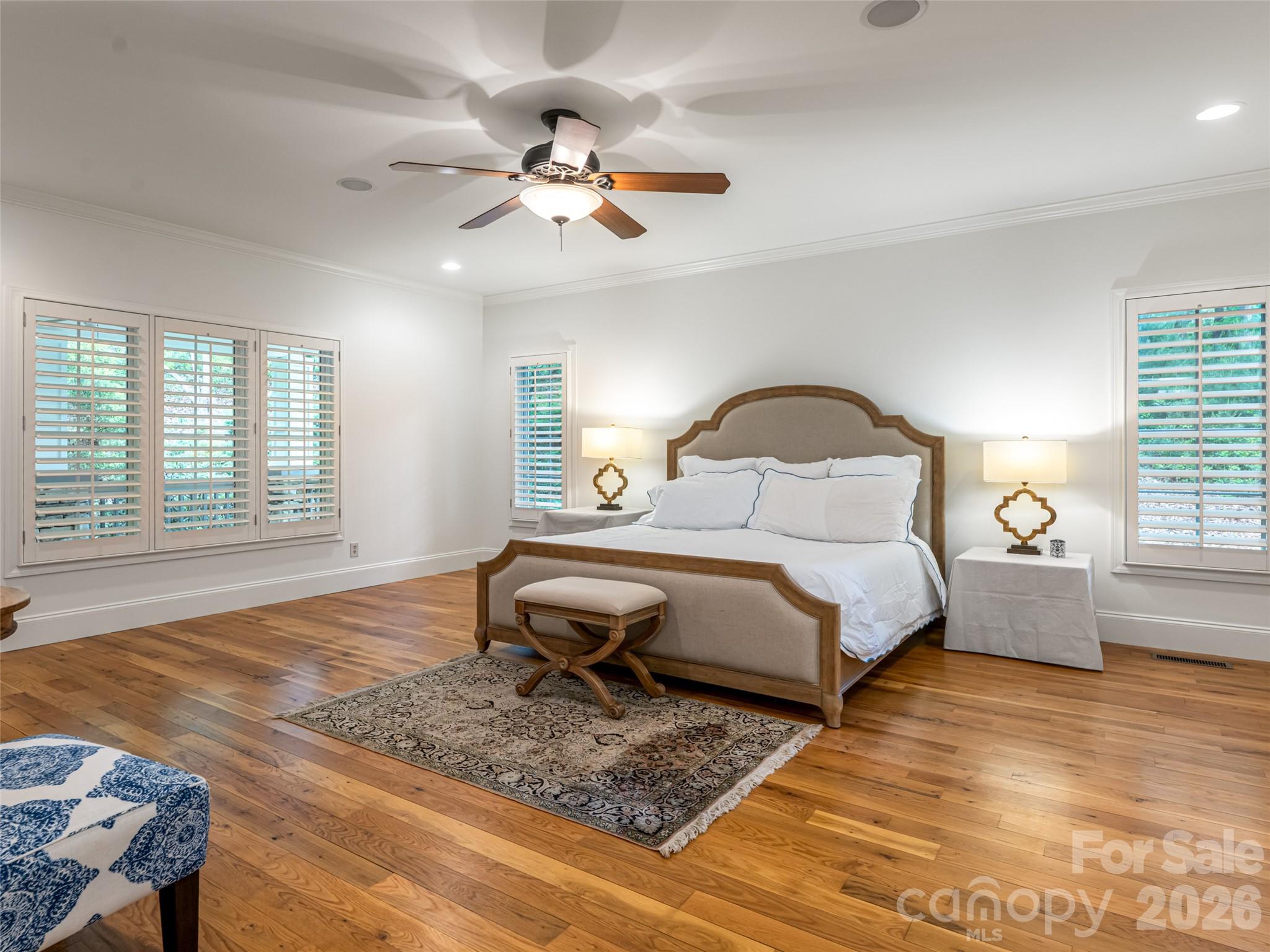 307 S Braeside Court — Asheville