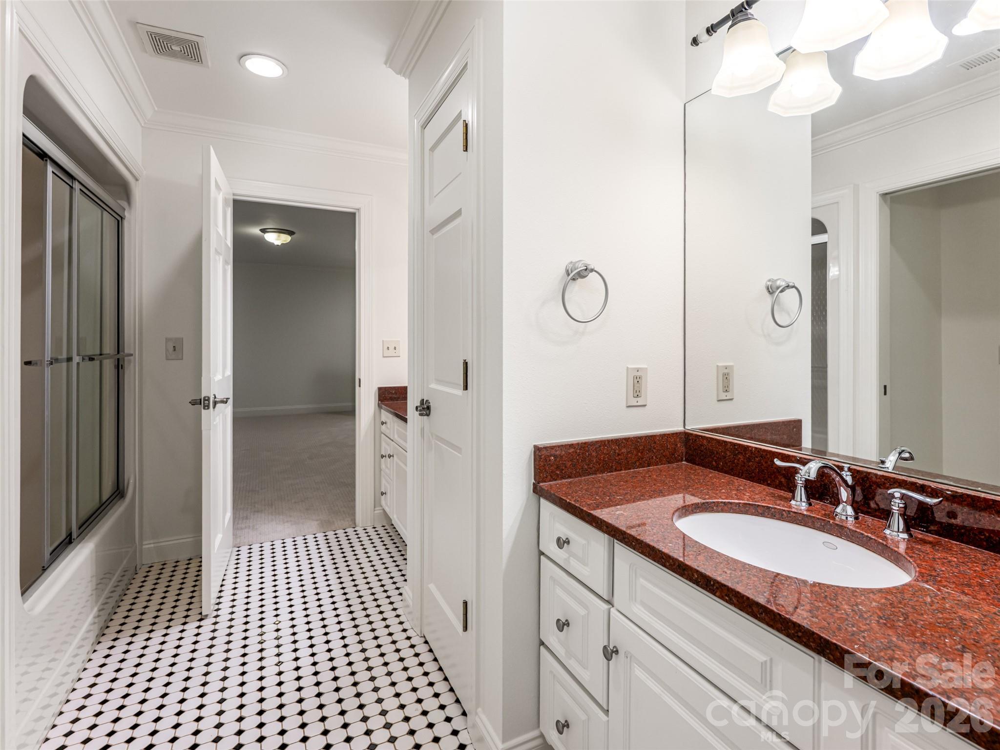 307 S Braeside Court — Asheville