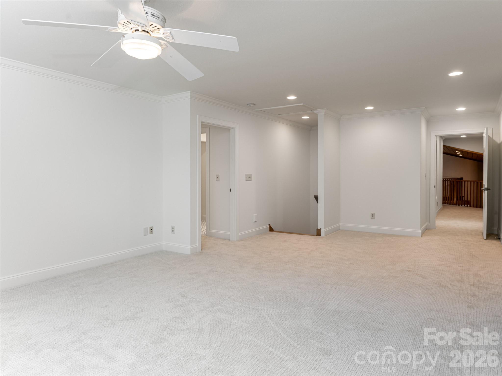 307 S Braeside Court — Asheville