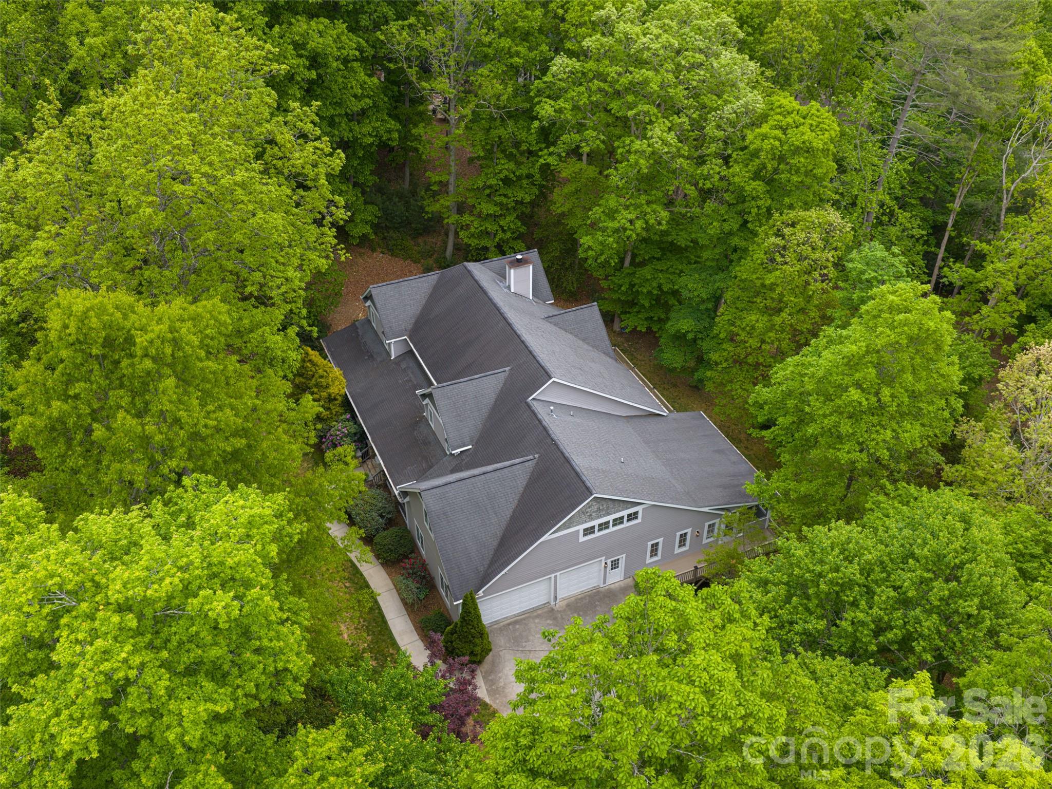 307 S Braeside Court — Asheville