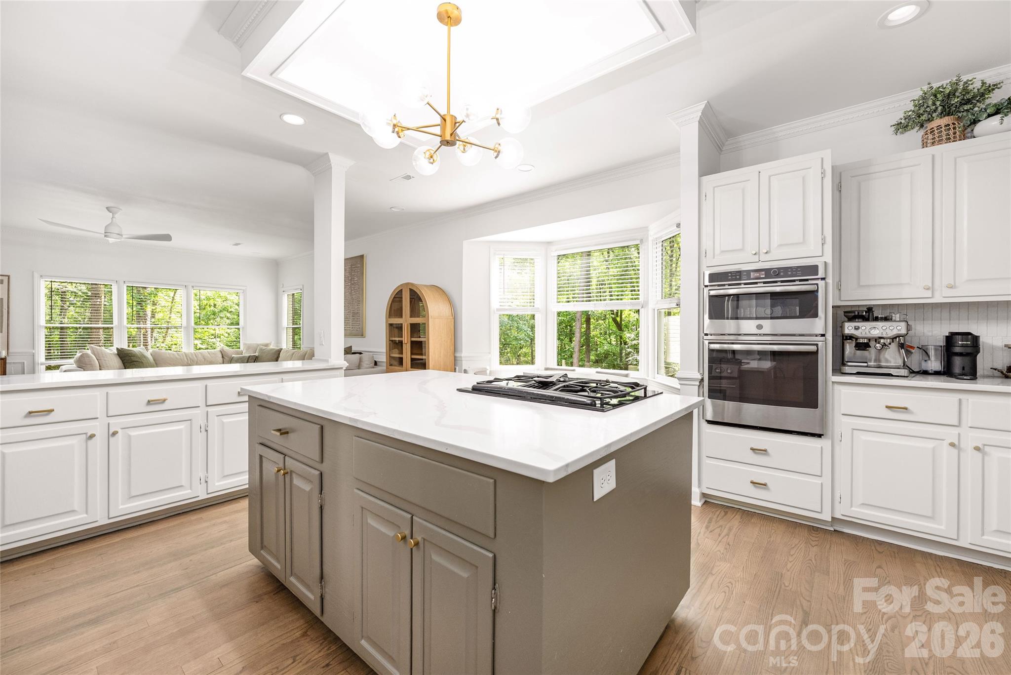 1800 Chestnut Lane — Matthews