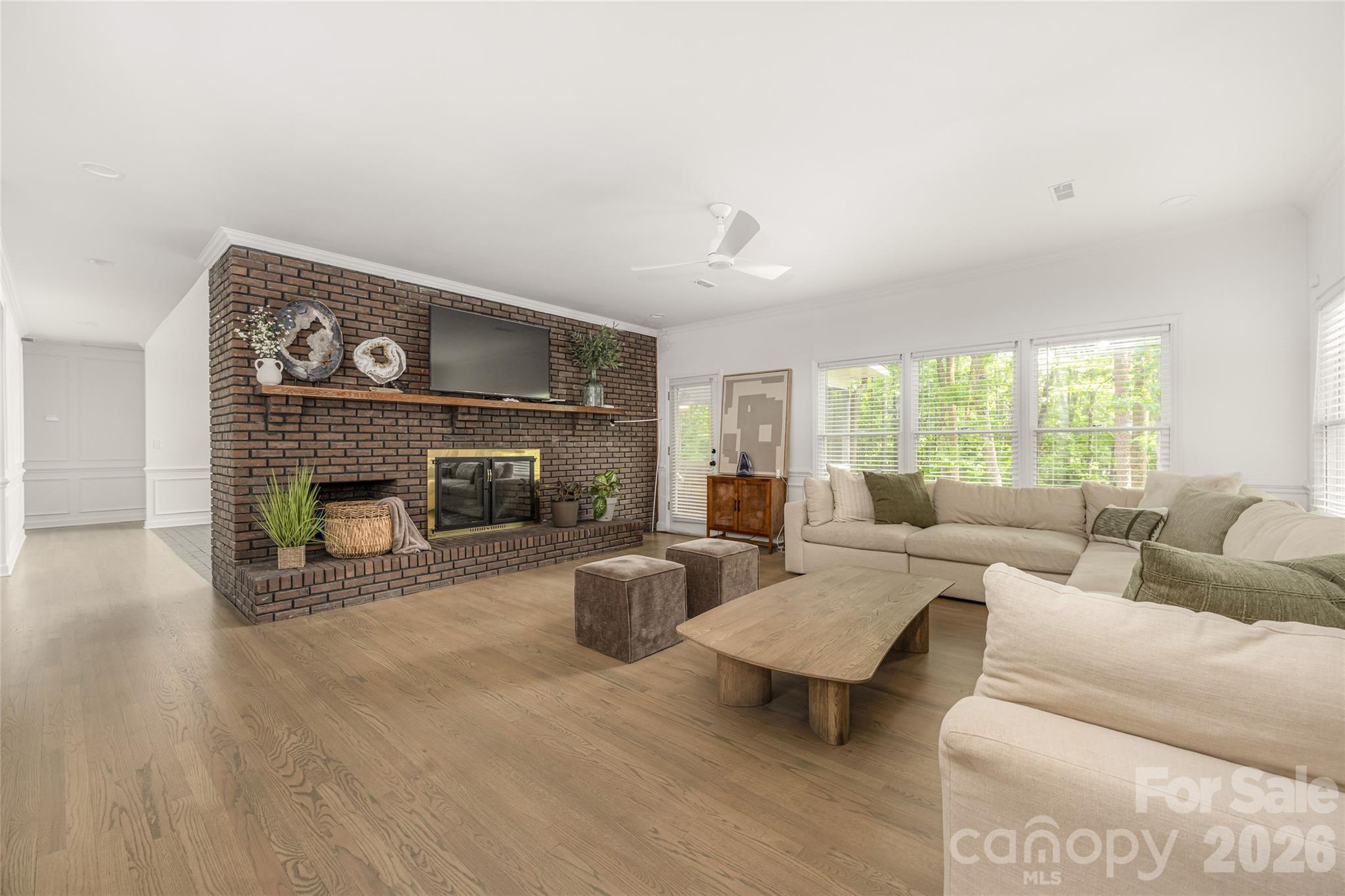 1800 Chestnut Lane — Matthews