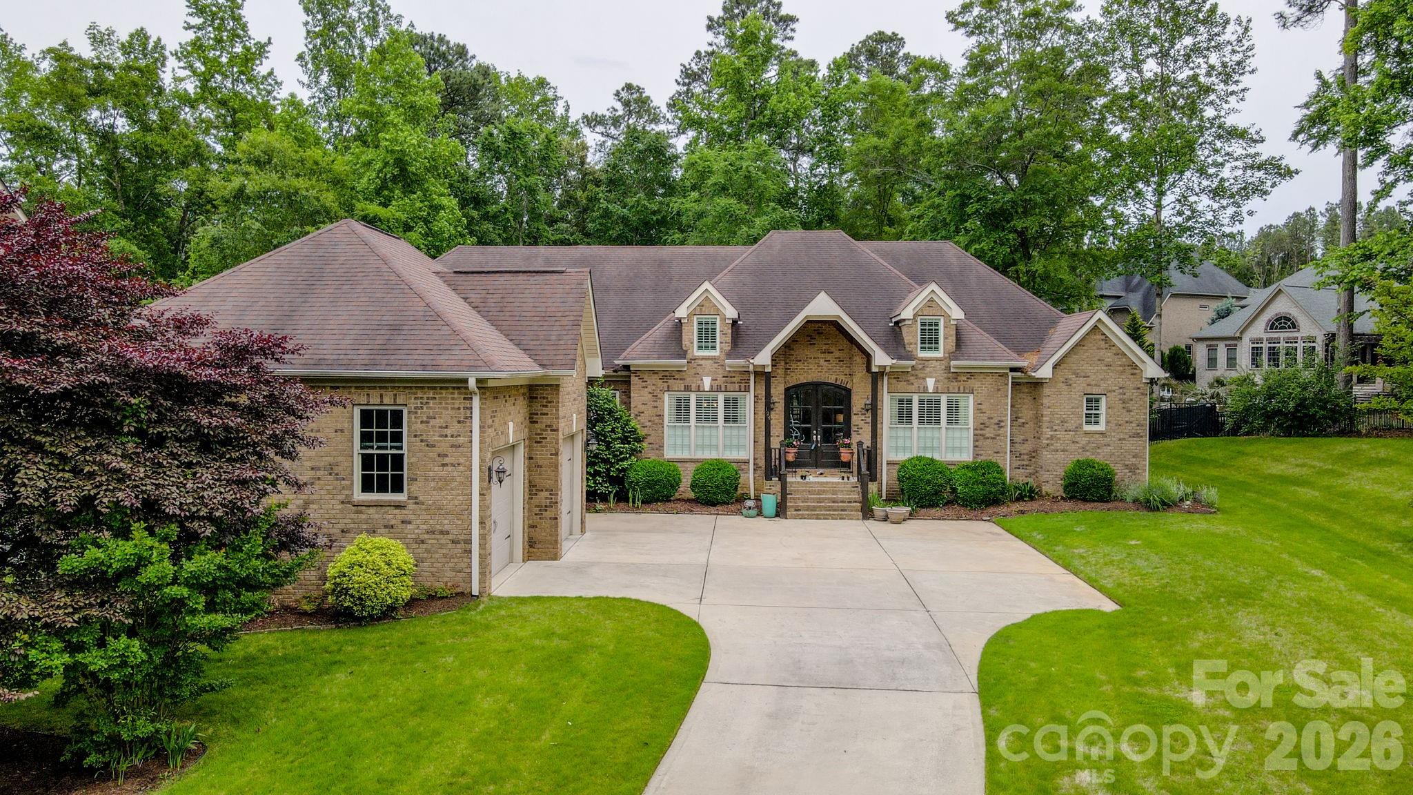 124 Cottage Creek Court — York