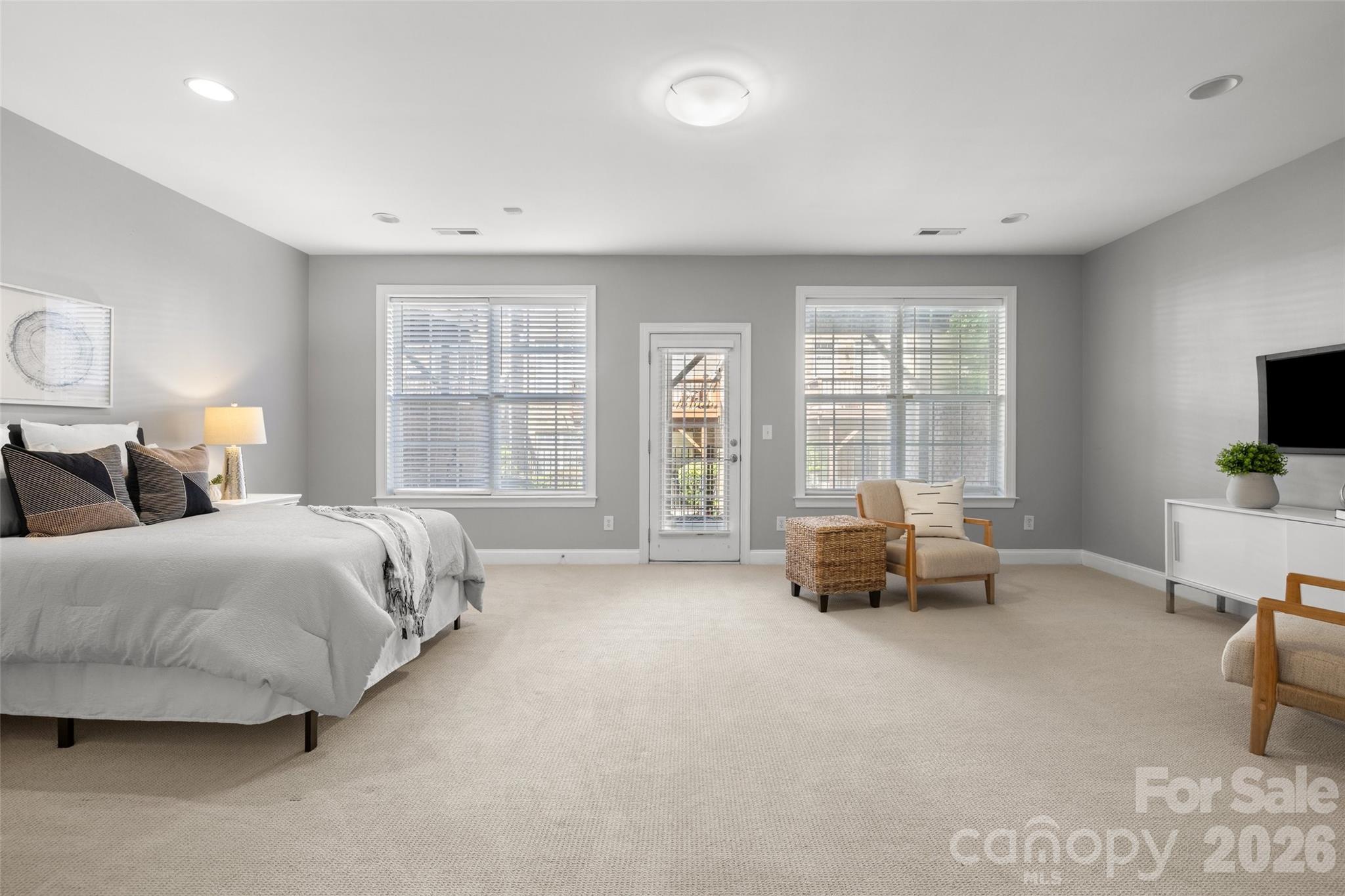 7810 Springs Village Lane — Charlotte