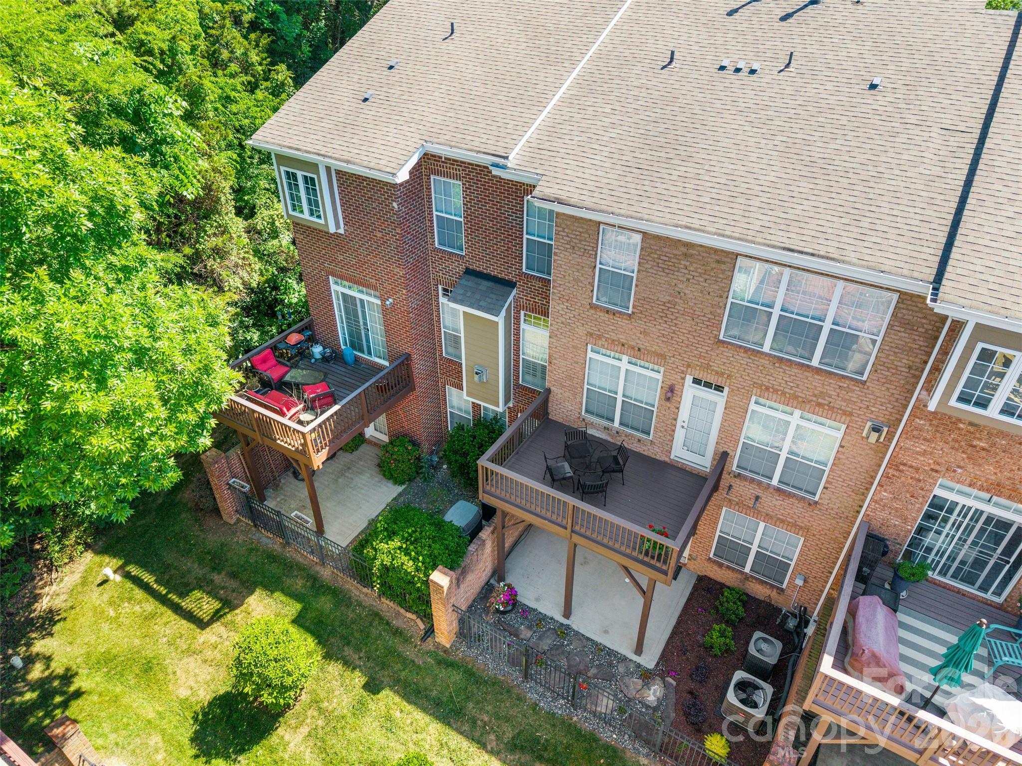 7810 Springs Village Lane — Charlotte