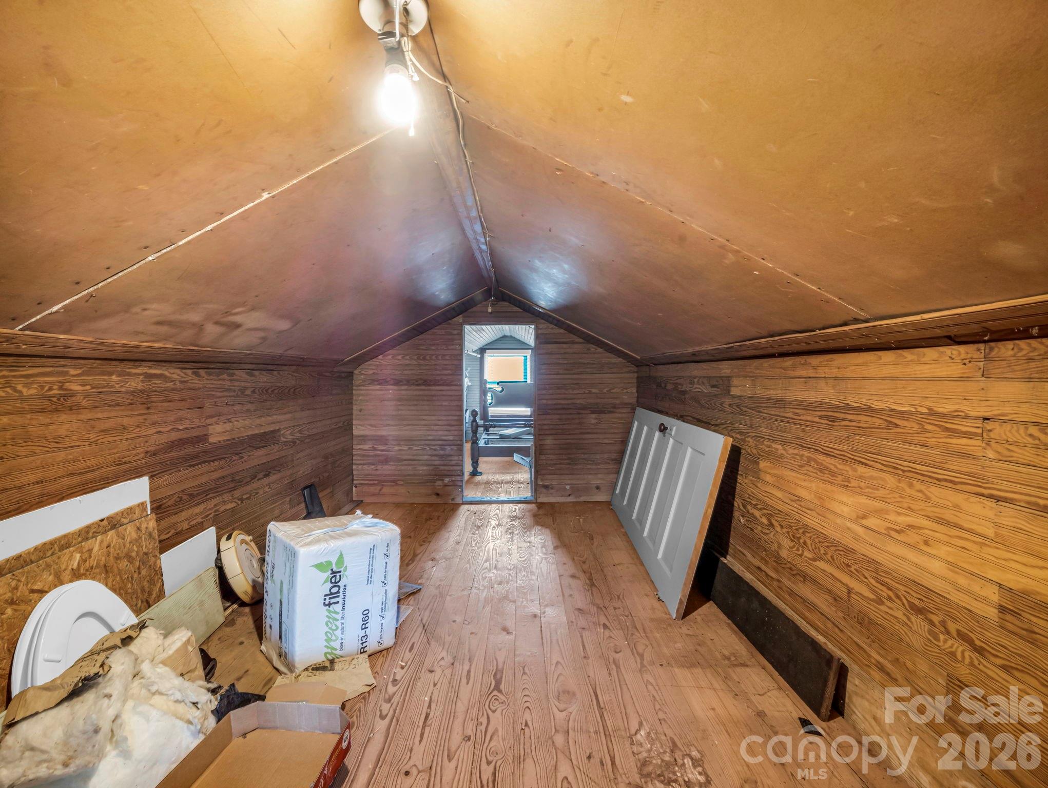 620 Smith Waldrop Road — Columbus