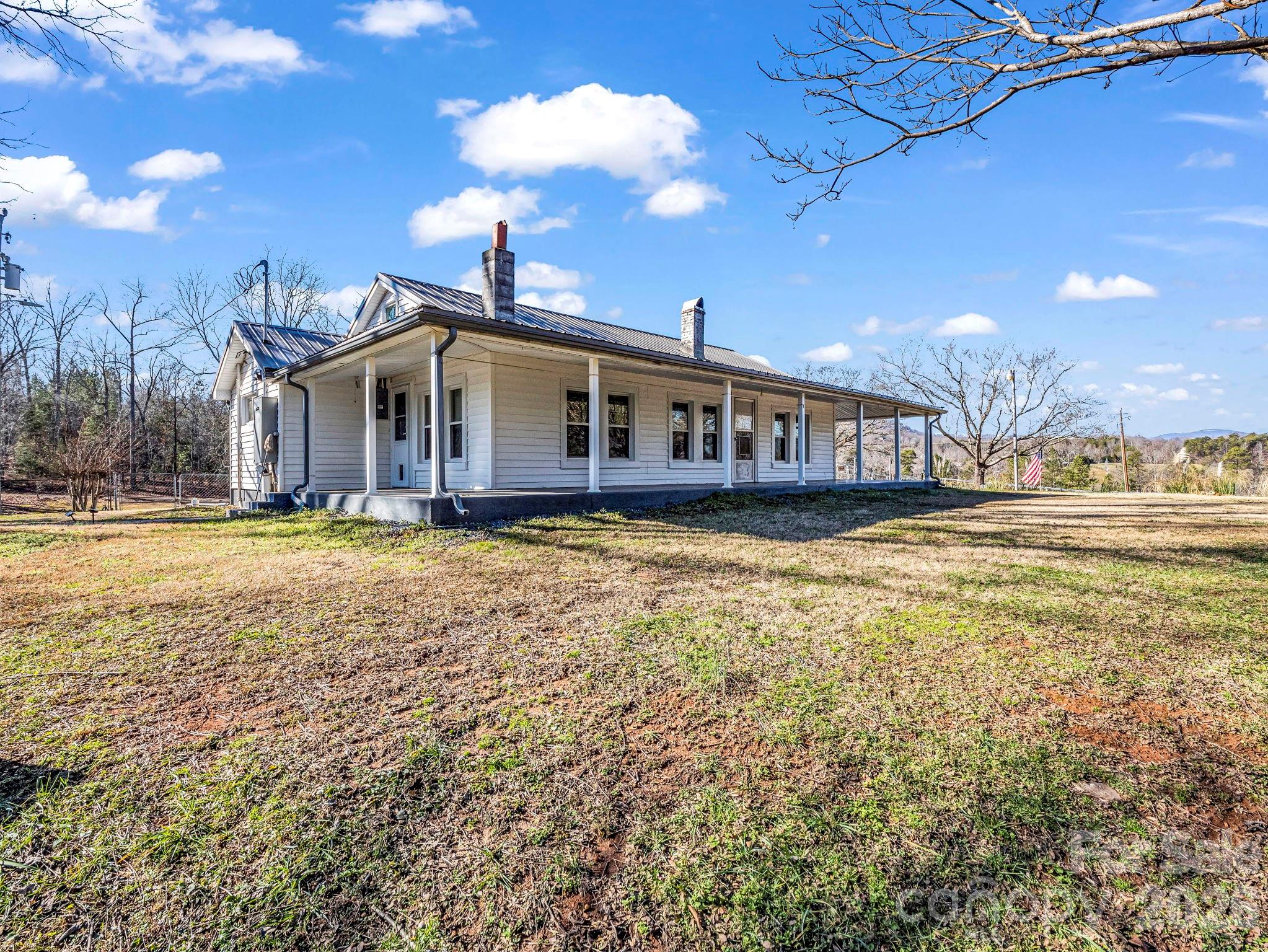 620 Smith Waldrop Road — Columbus