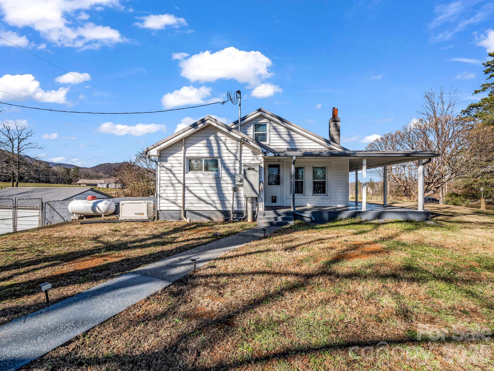 620 Smith Waldrop Road — Columbus