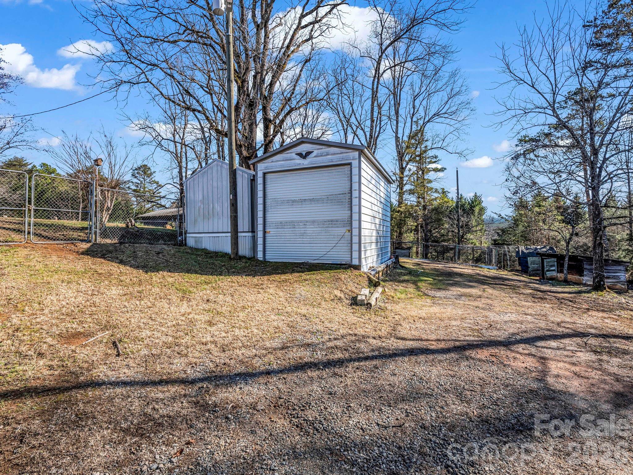 620 Smith Waldrop Road — Columbus