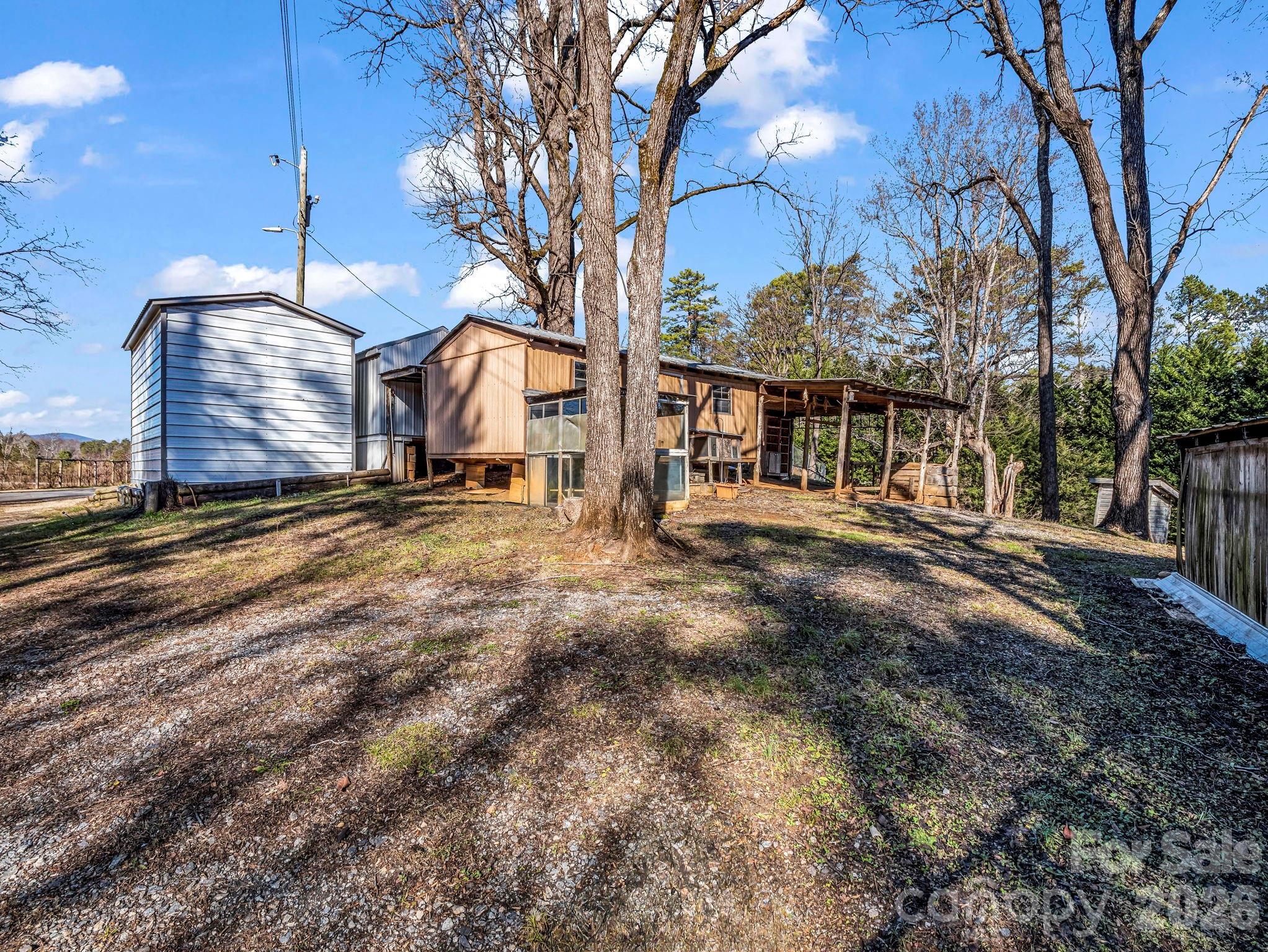 620 Smith Waldrop Road — Columbus