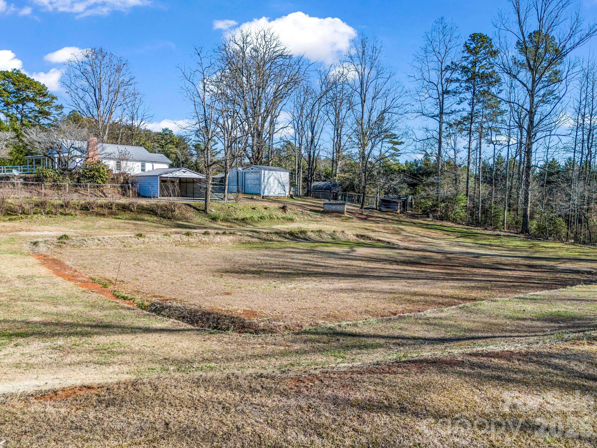 620 Smith Waldrop Road — Columbus