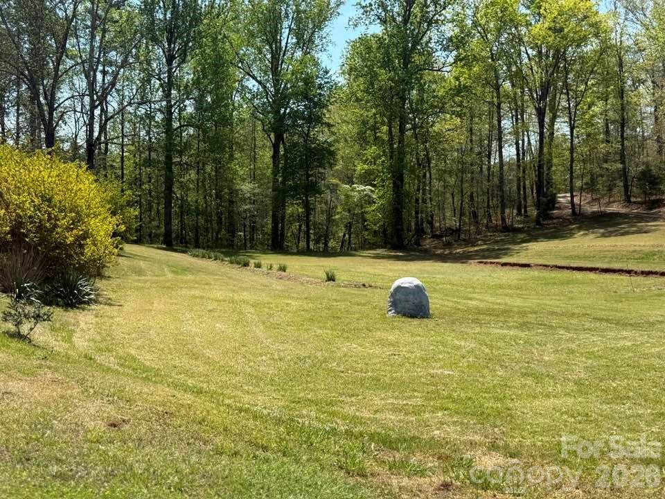 620 Smith Waldrop Road — Columbus