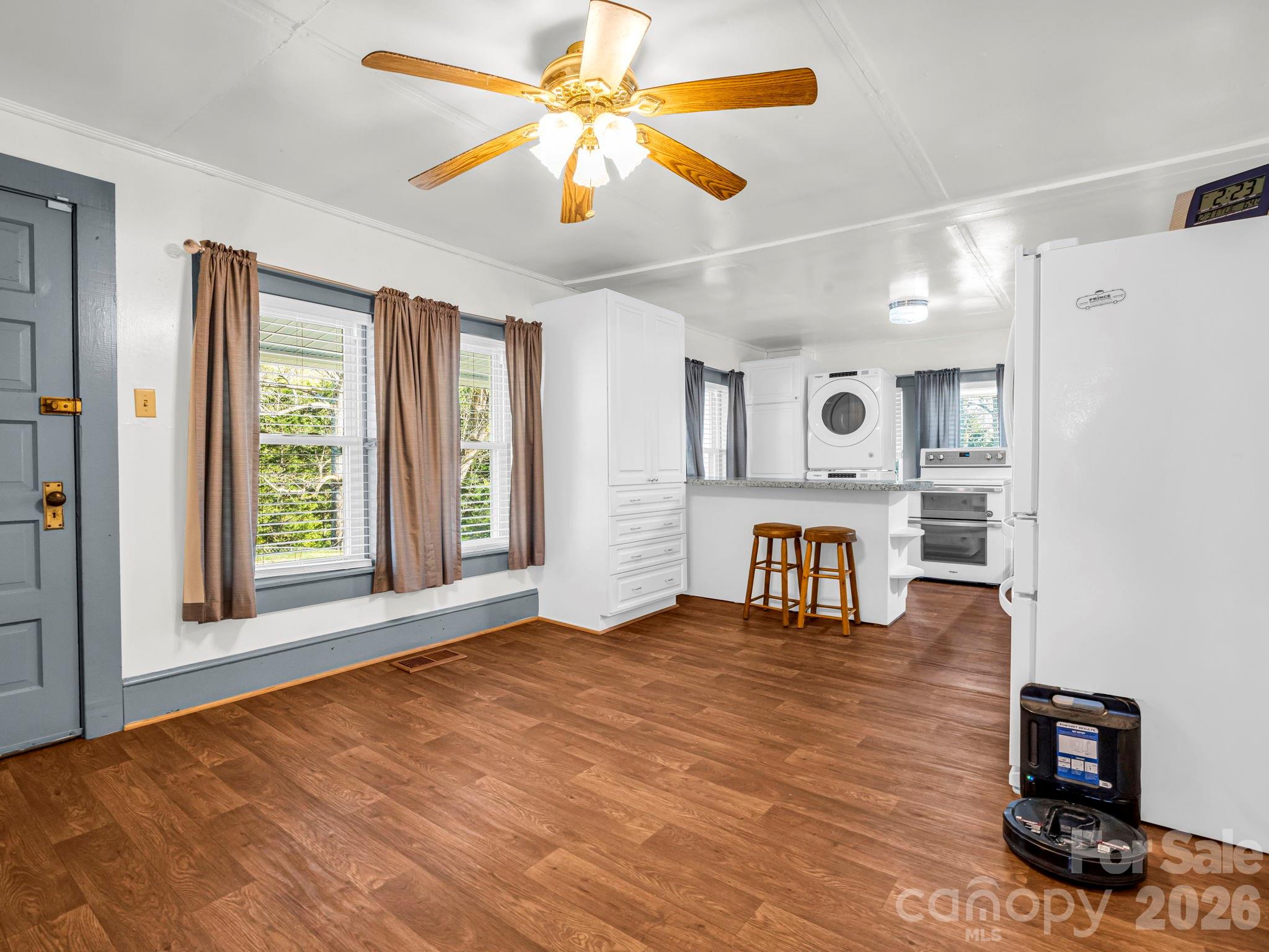 620 Smith Waldrop Road — Columbus